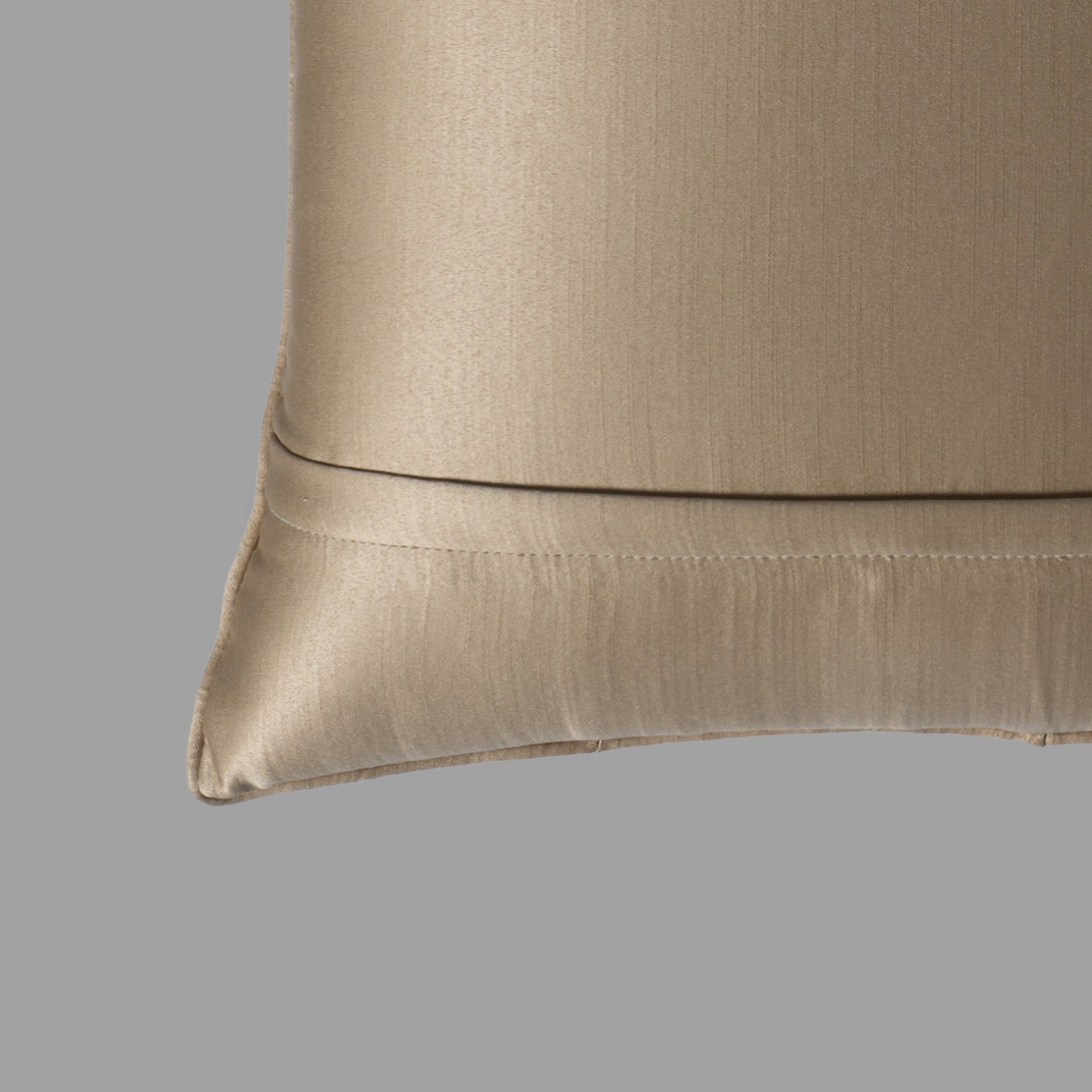 The Royal Cushion