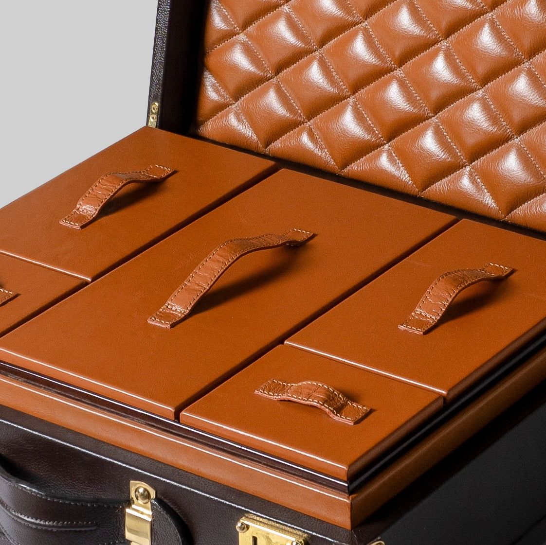Premium leather poker card game briefcase gift India The Mage Home