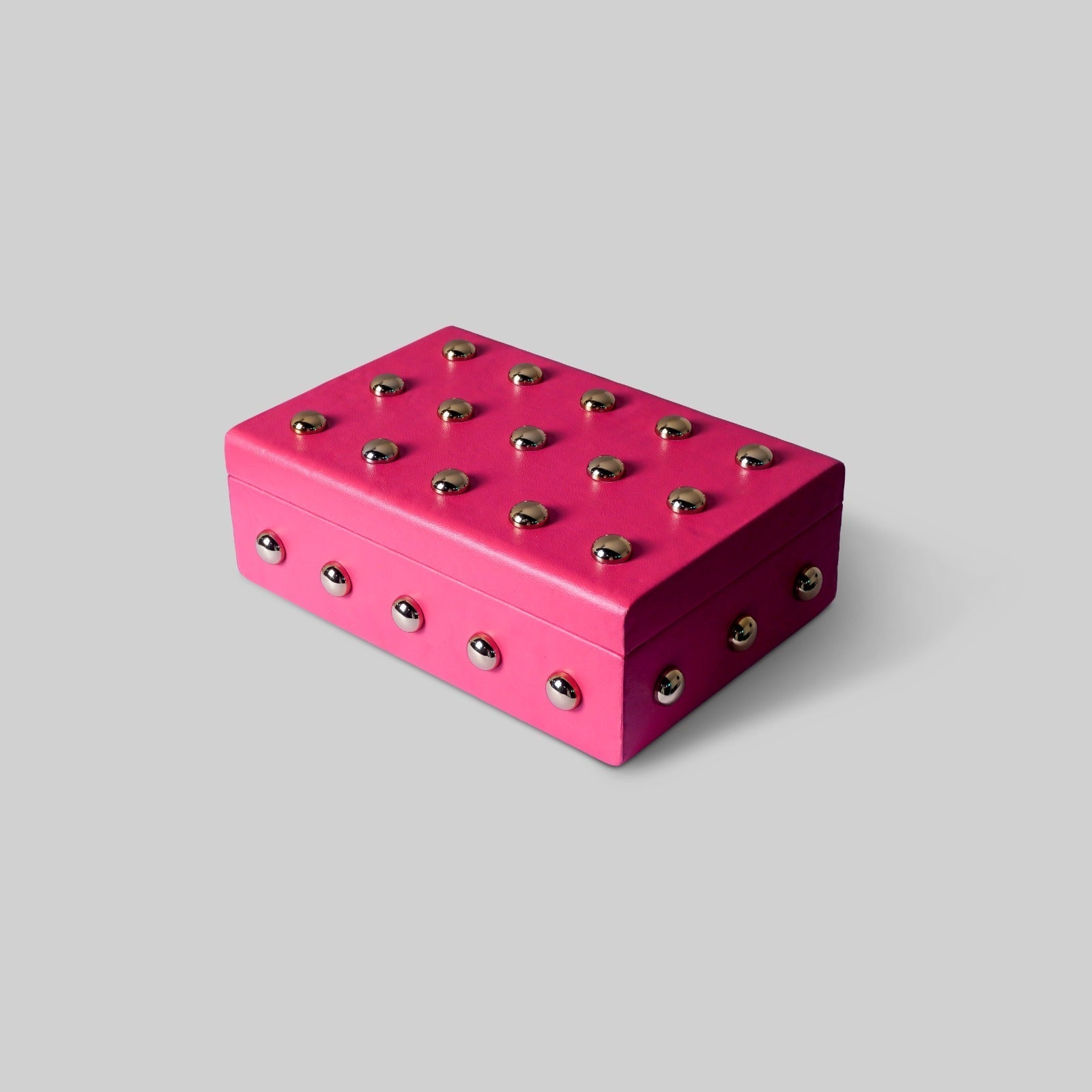 Stud box close up nail stud detail handcrafted leather India - The Mage Home