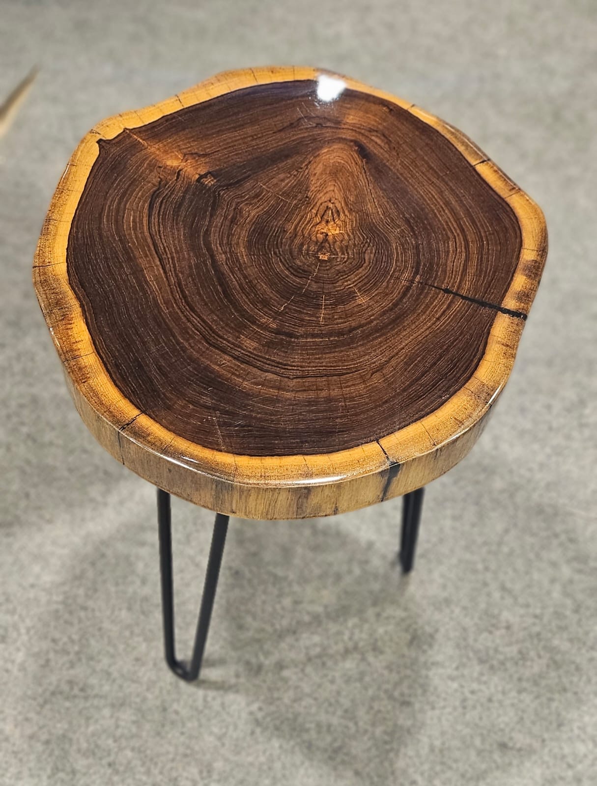 Side Table Set of 1 – Teak Wood with Transparent Resin Finish