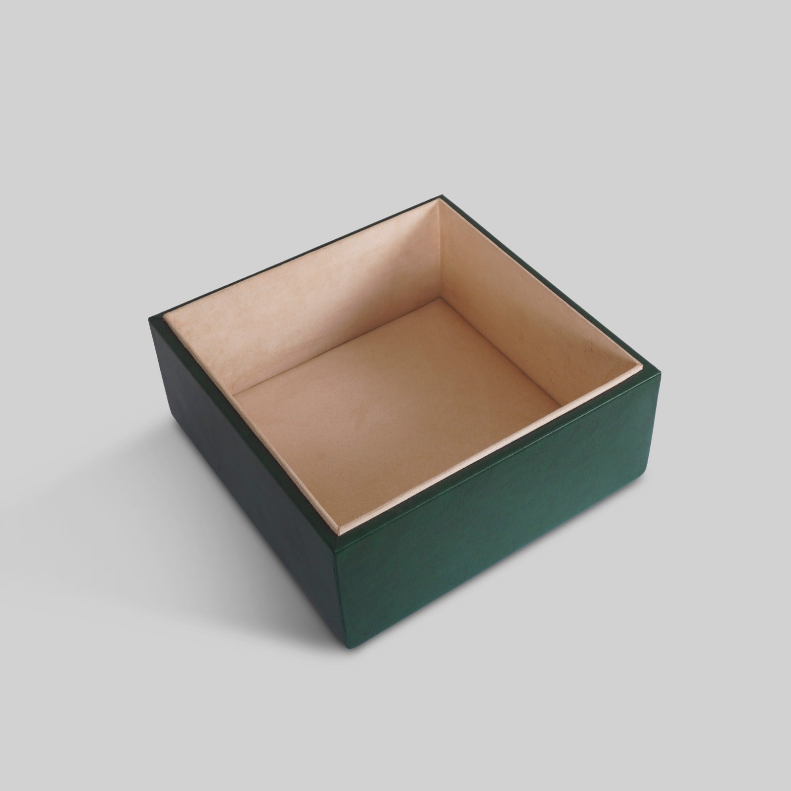 Leather gift box close up premium finish India - The Mage Home