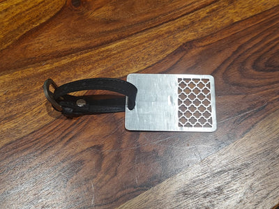 Luggage tag with Moroccan lattice cut-out in pure silver plating, one piece from the gift box