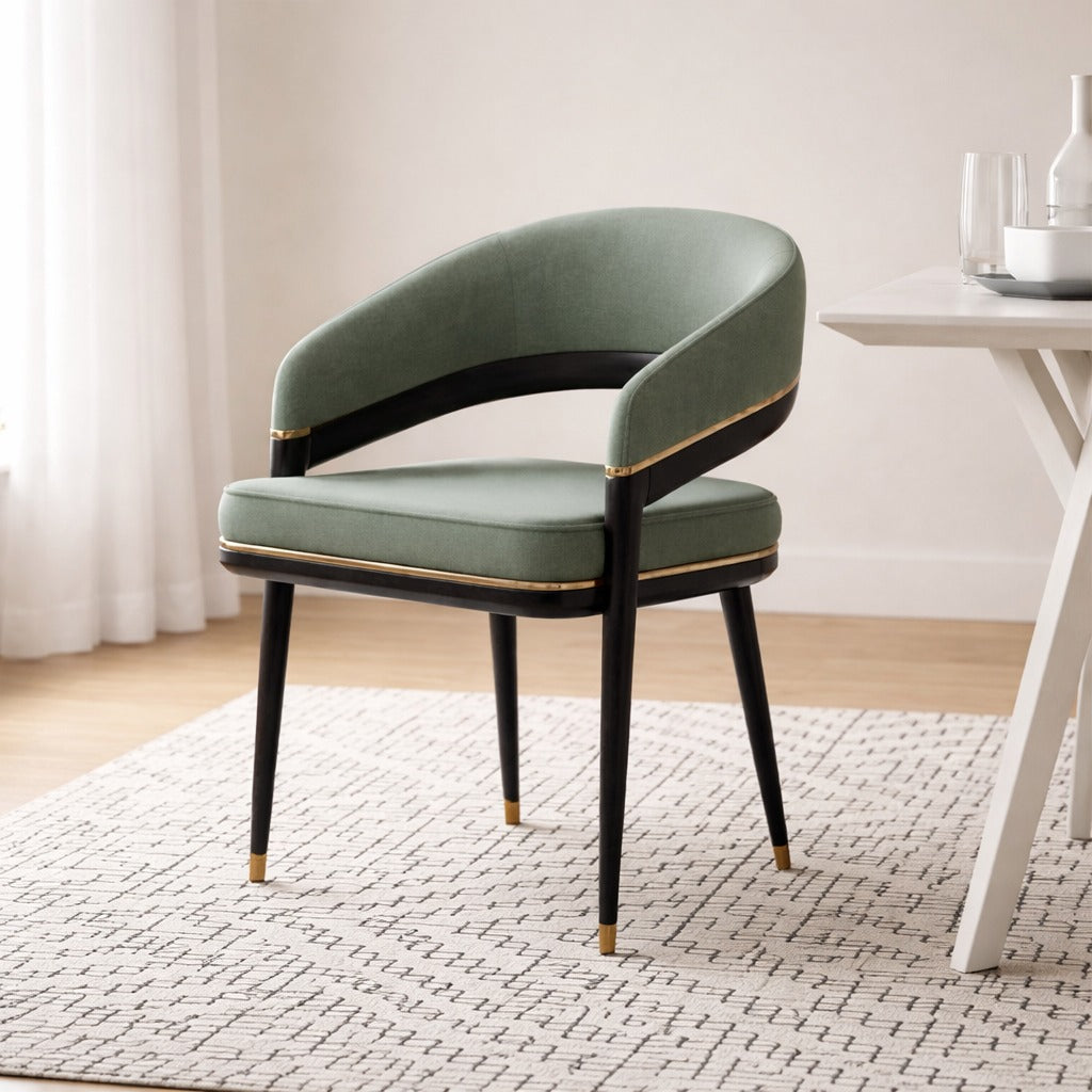 Thé Noir Royale Armchair