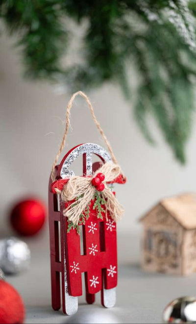 Red Wooden Sledge Hanging Ornament with Snowflakes_CC85