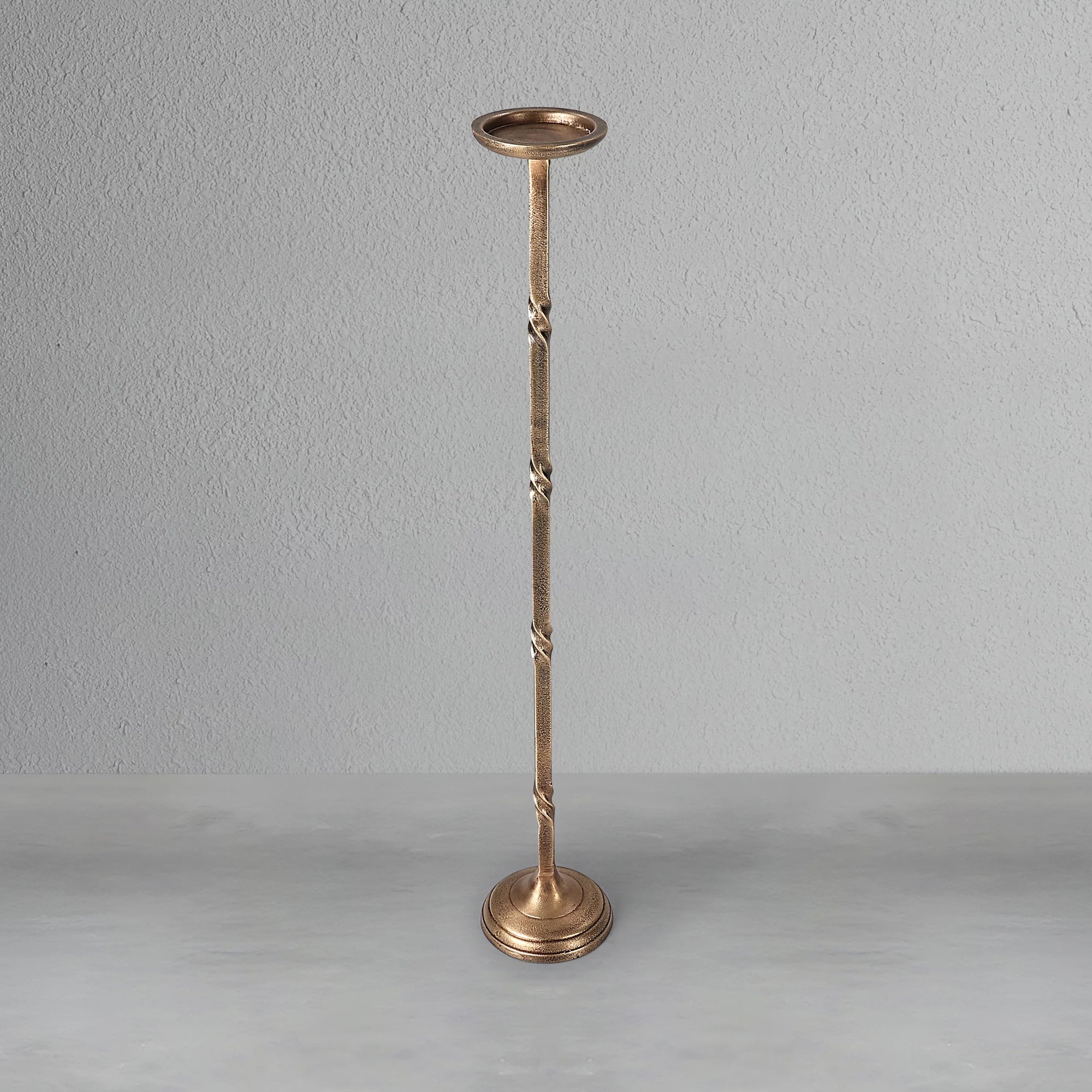 alaric-candle-stand-large_2_dw.webp