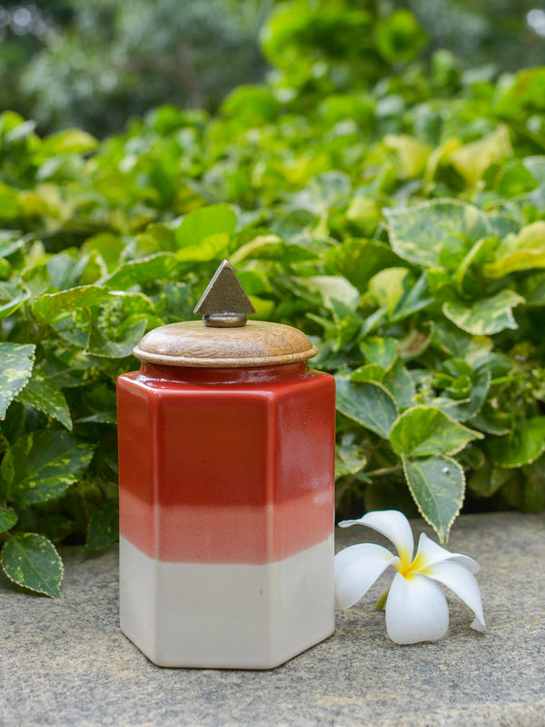 Alice Red Jar