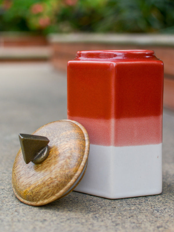 Alice Red Jar