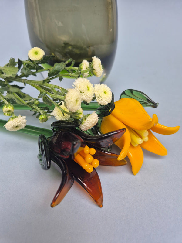 Tinsel Lily Glass Flower Stem - Amber