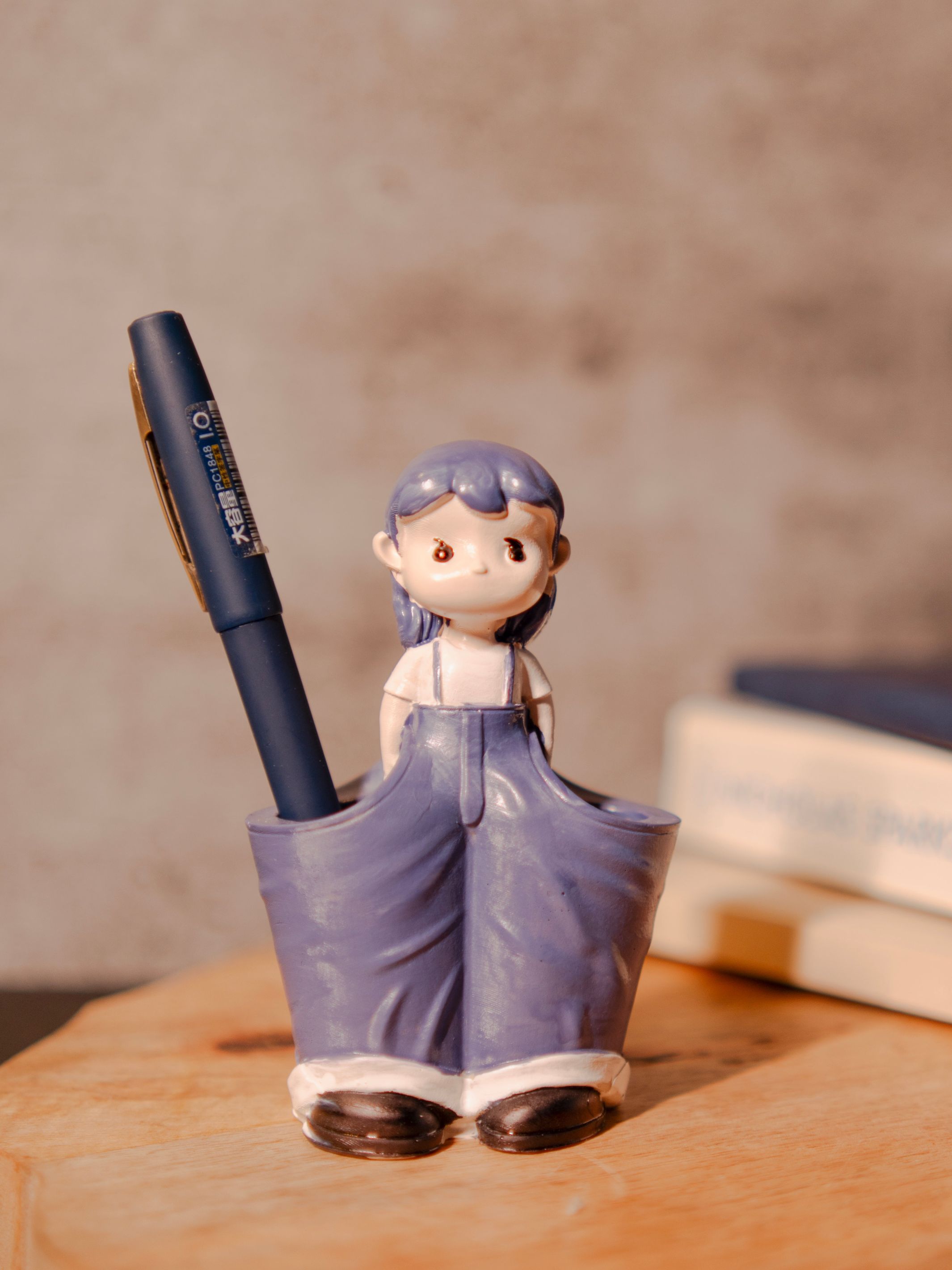 Glam Desk Stand
