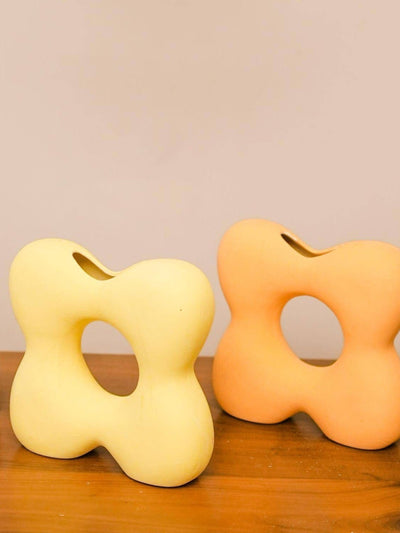 yellow breeze vase