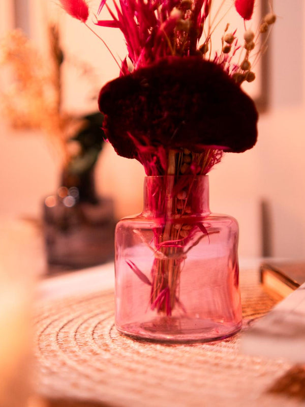 petal pink charm vase with bunch