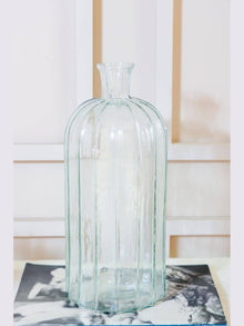 Gomphera with Crystal Glass vase