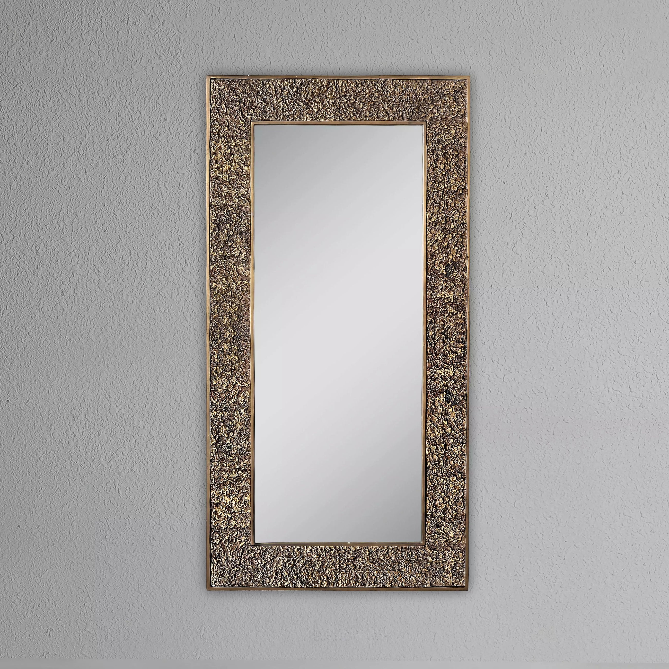 aurelian-mirror_2_dw.jpg