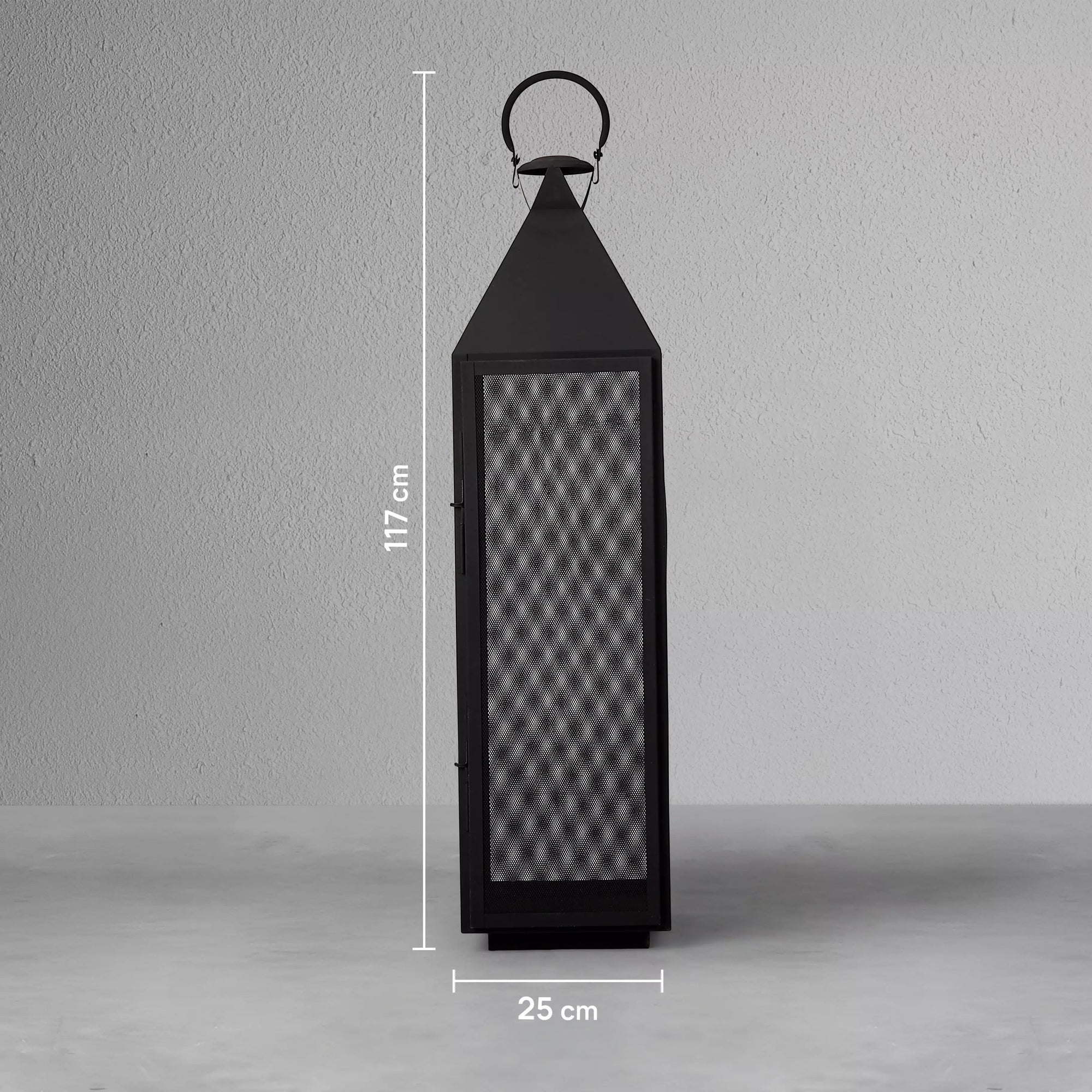 black-mesh-lantern-large_10_dw.jpg