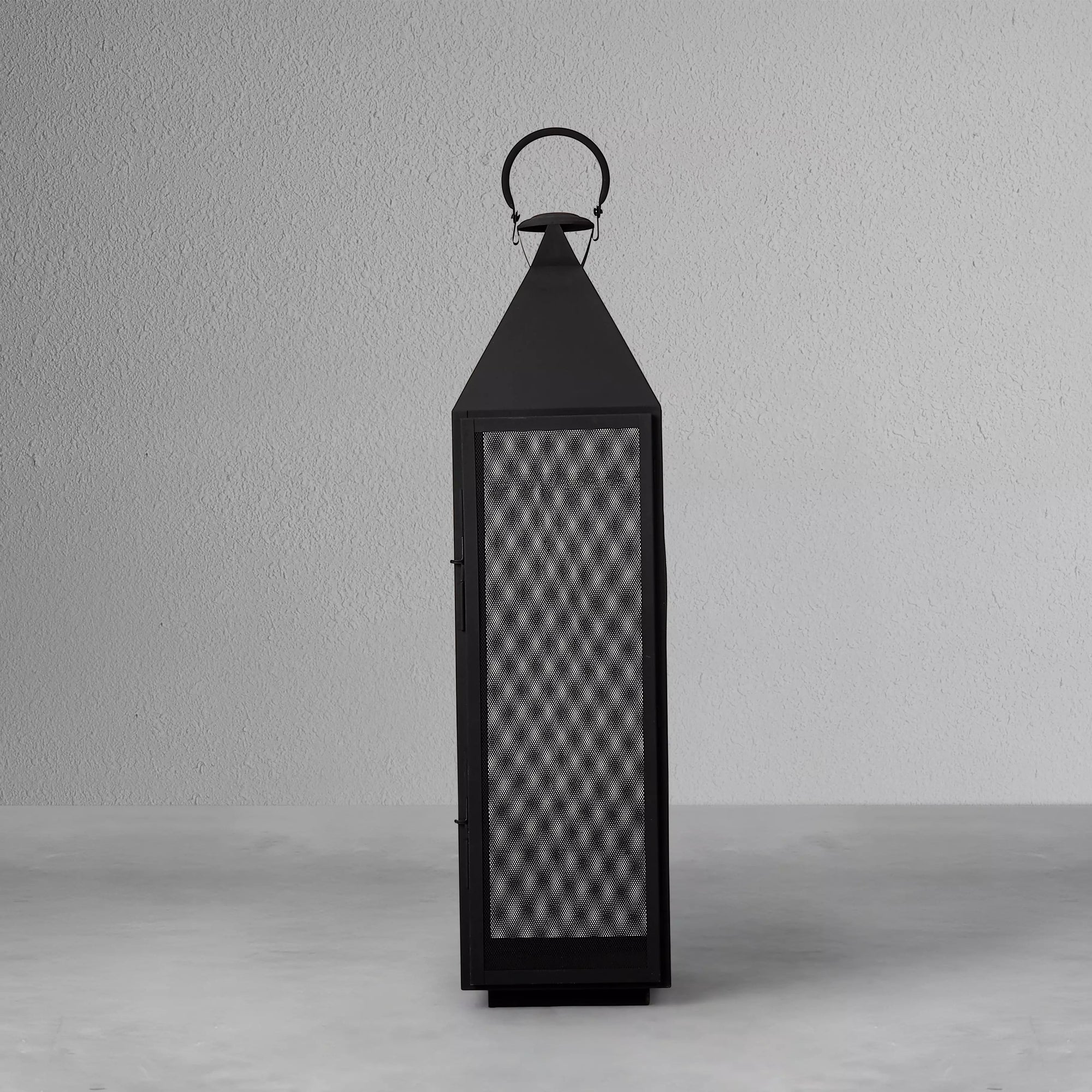 black-mesh-lantern-large_2_dw.jpg