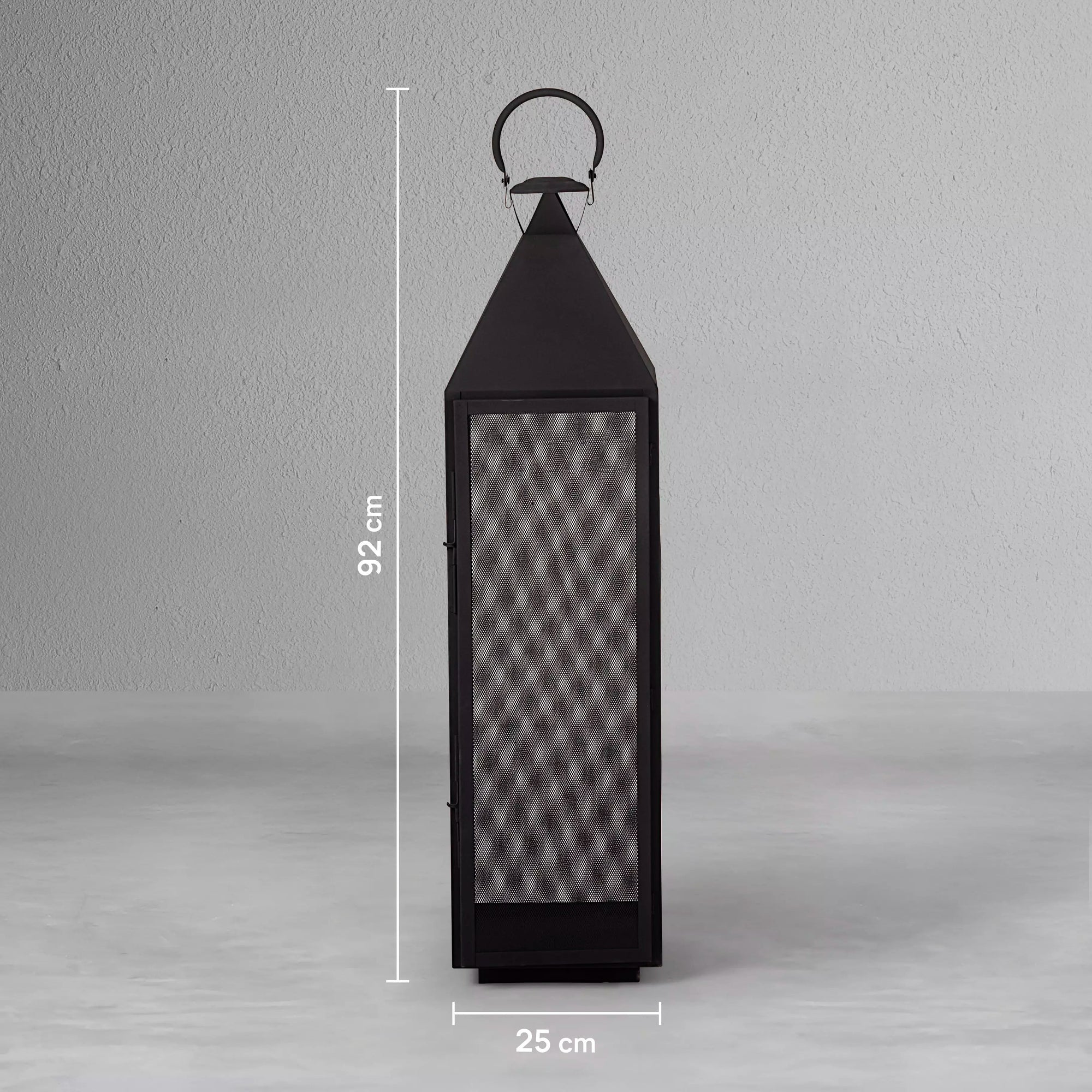 black-mesh-lantern-small_9_dw.jpg
