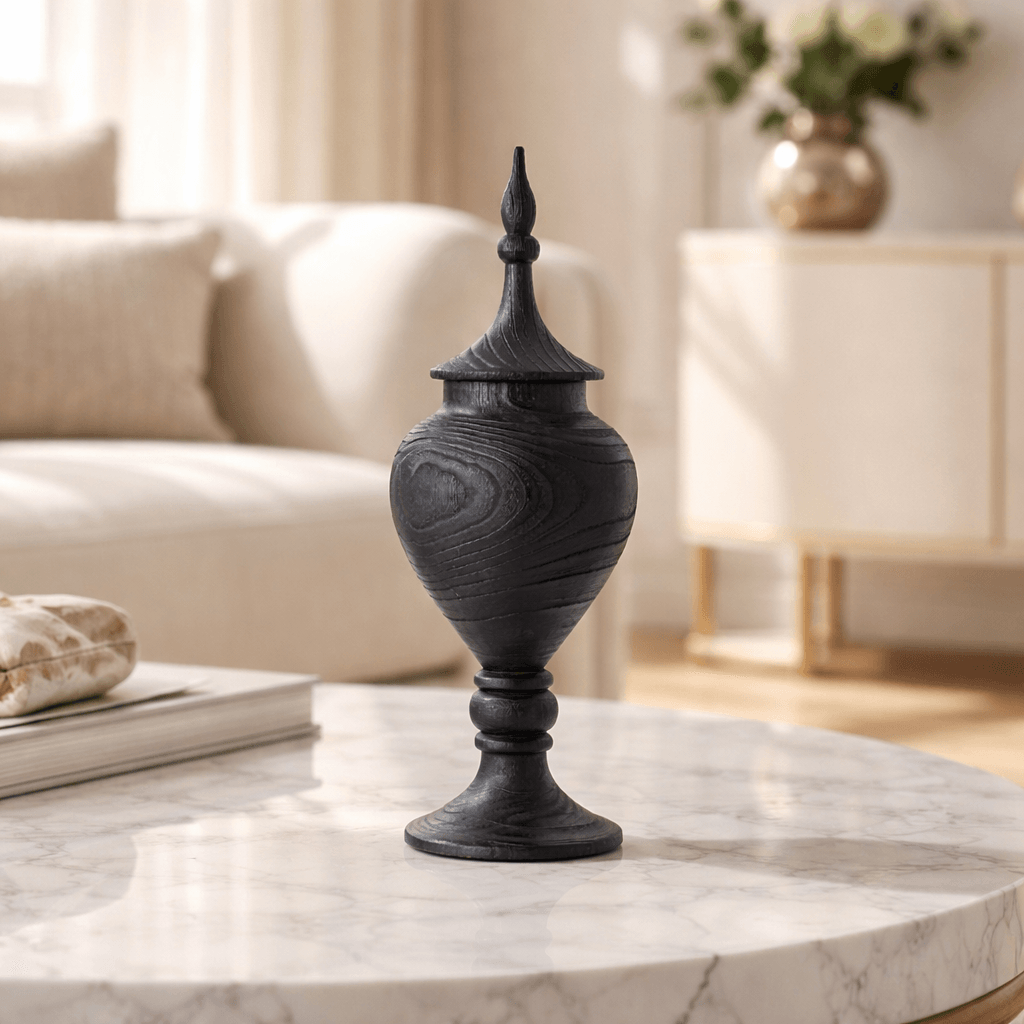 Buckingham Vase With Lid - Short