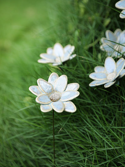 Butterfly Daisy - Single Flower Stem (Powder - Blue)
