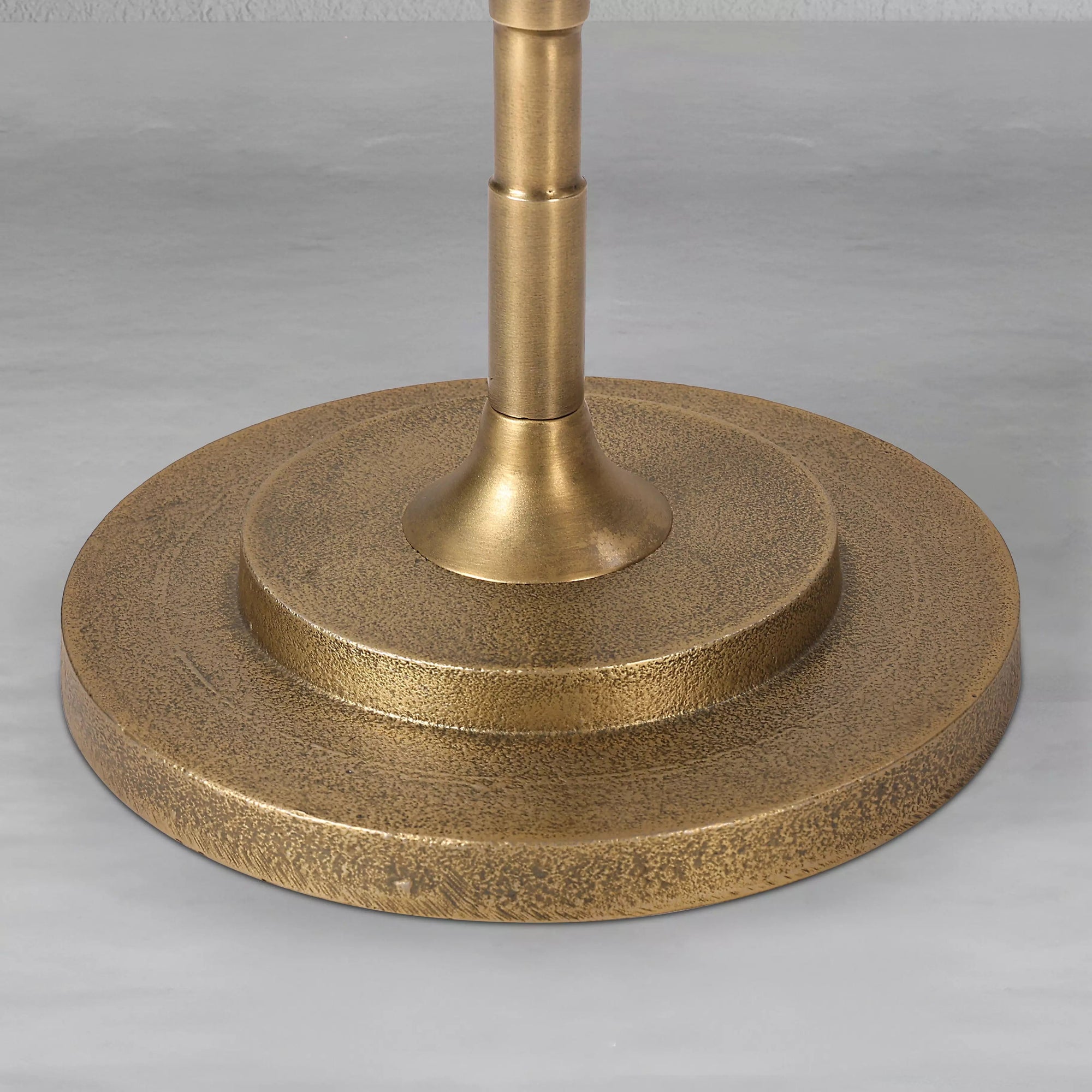 chalice-drink-table_4_dw.jpg