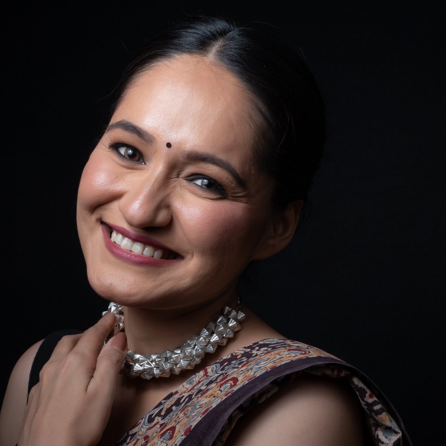 Chir Guluband Silver Choker Necklace