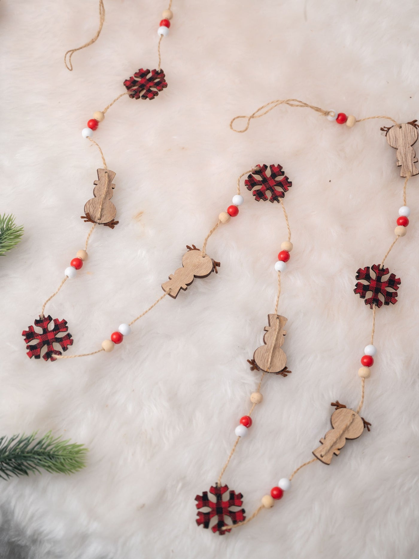 Chistmas Tree Ornament with snowflakes