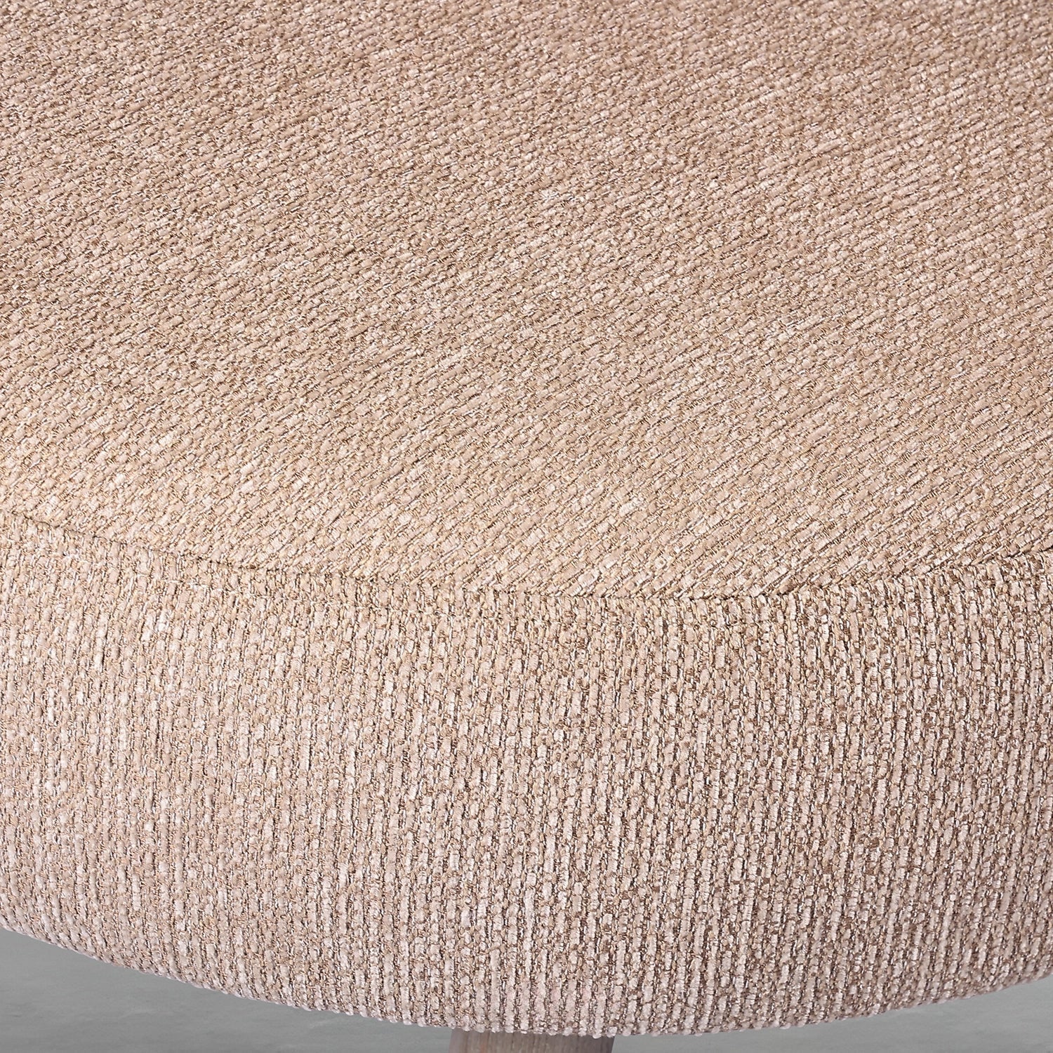 cloud-lounge-chair_6_dw.jpg
