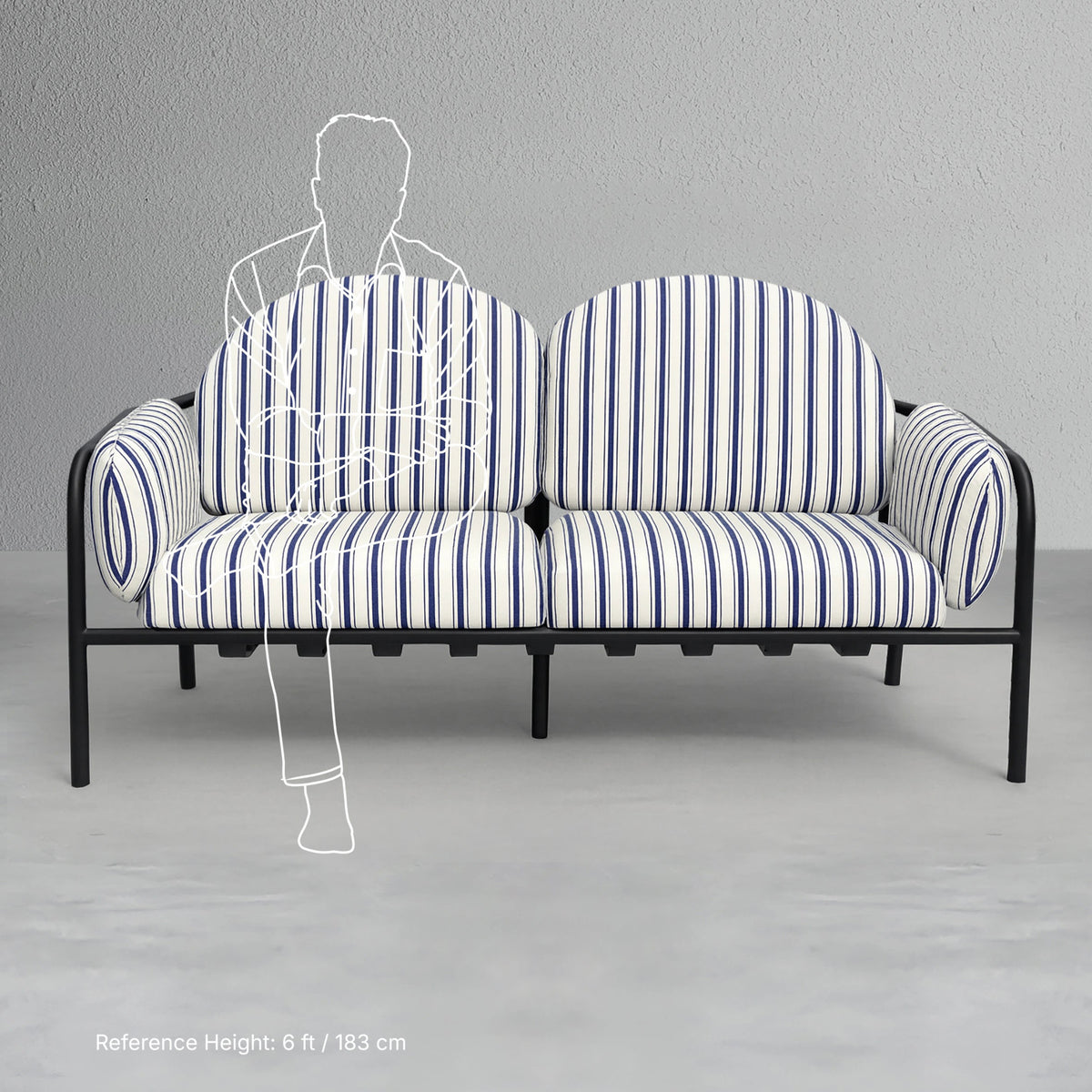 como-outdoor-2-seater-sofa_3_dw.jpg