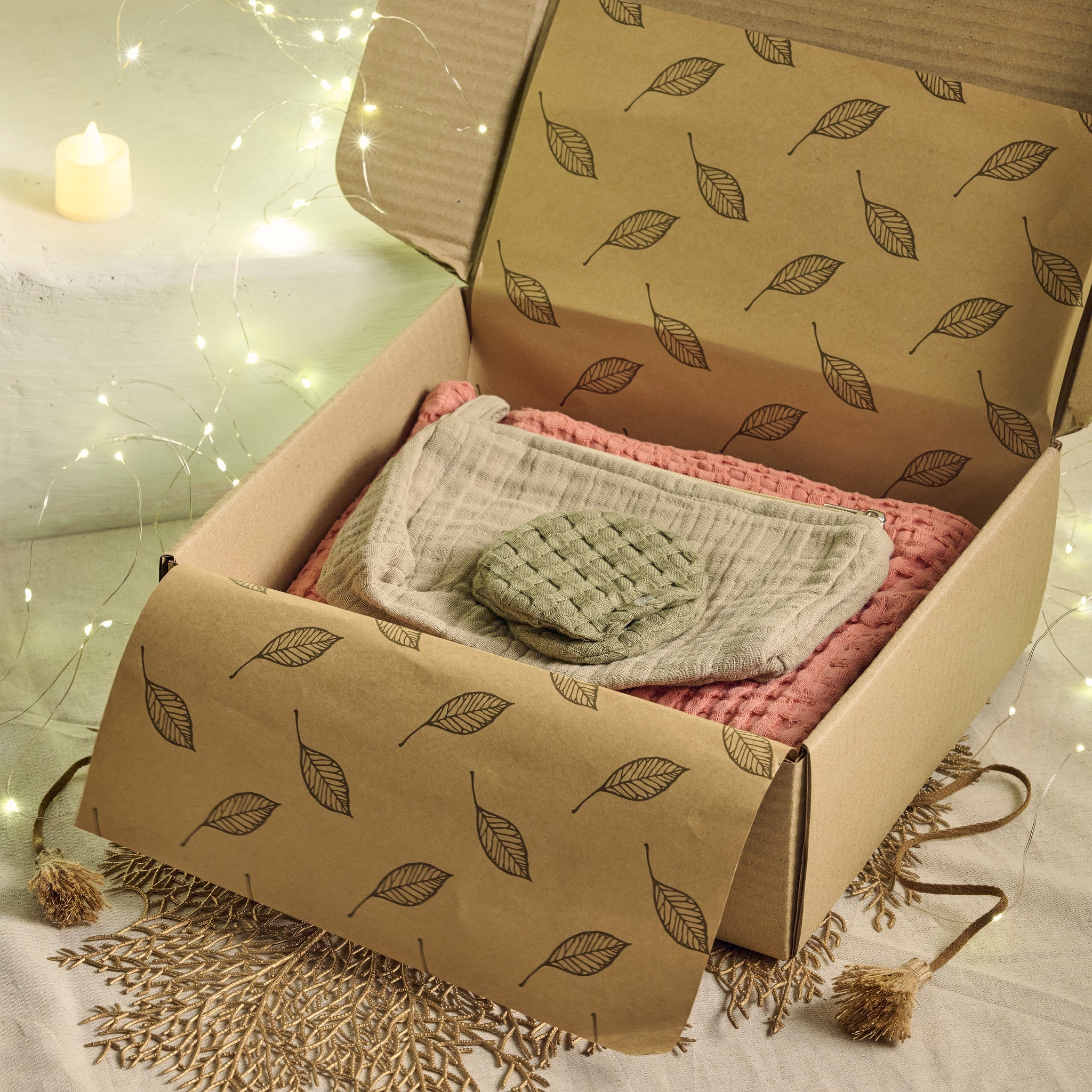 Coral Shine | Gifting - Product Image 