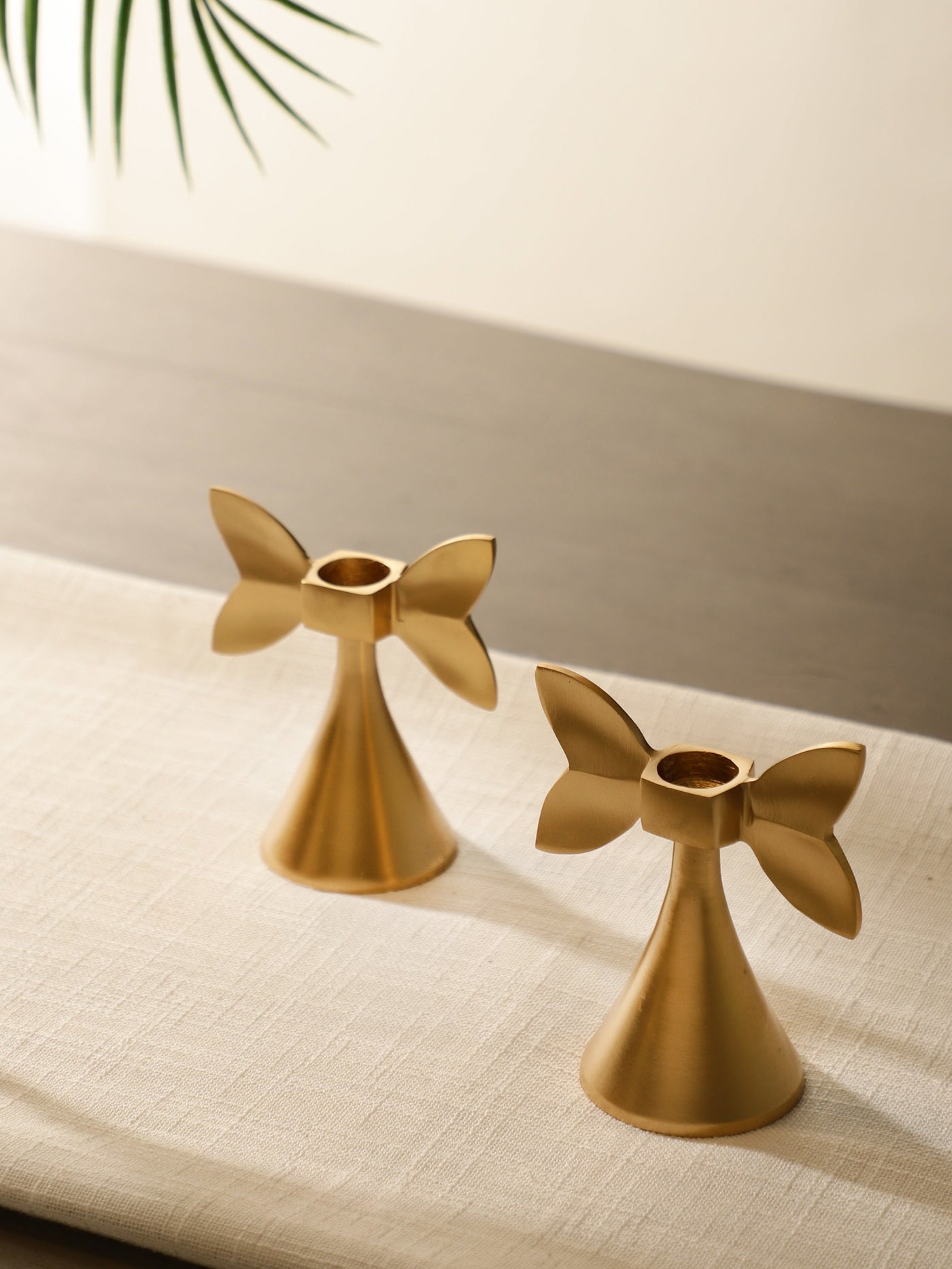 Golden Bow Candle Holder