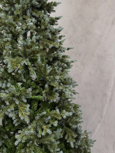 PE Christmas Tree with Frosted Tip- 7