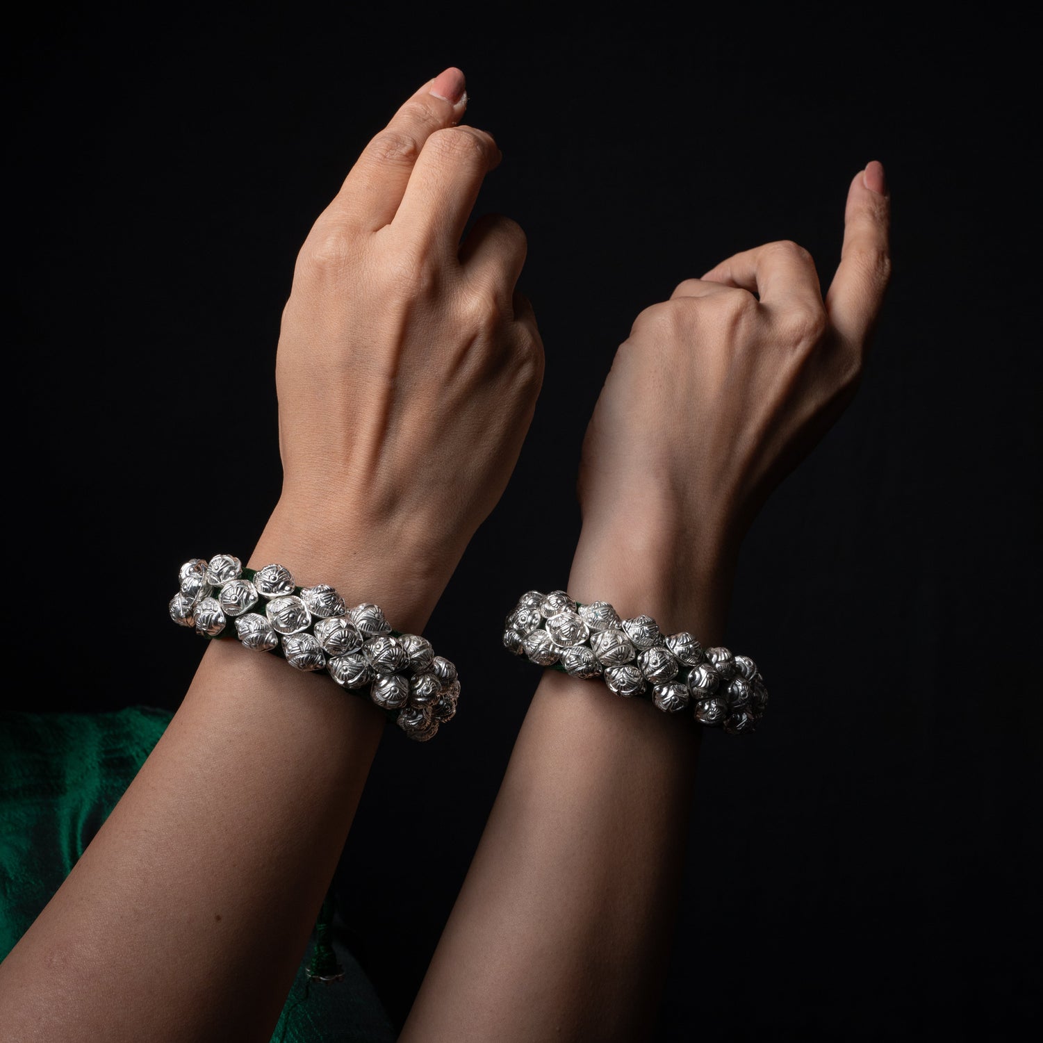 Deodar Pahuchi Silver Beads Bracelet (pair)