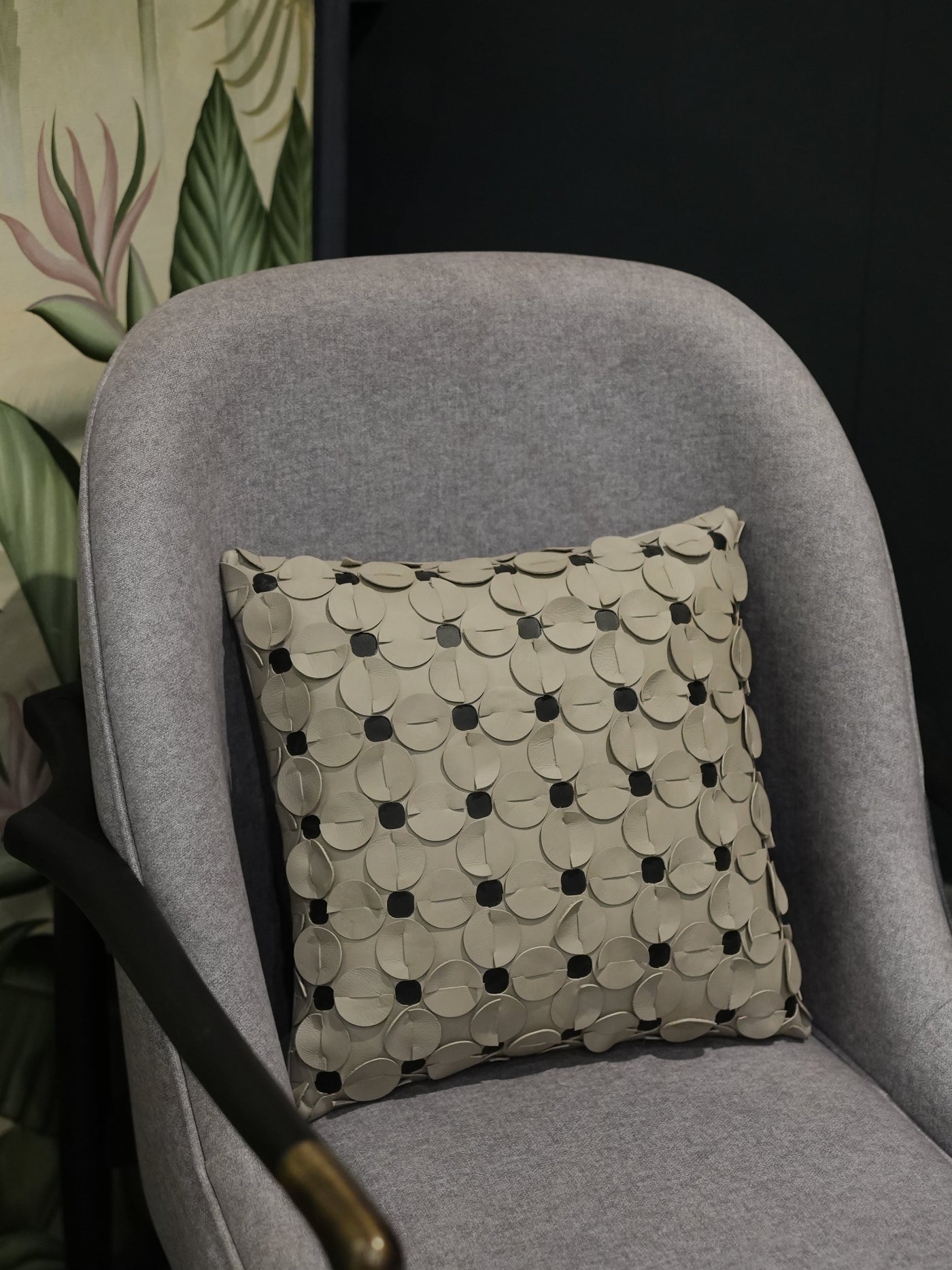 The Flower Cushion