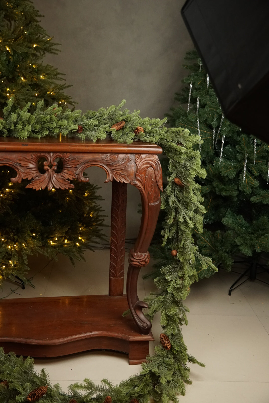 PE Pinecone Christmas Garland