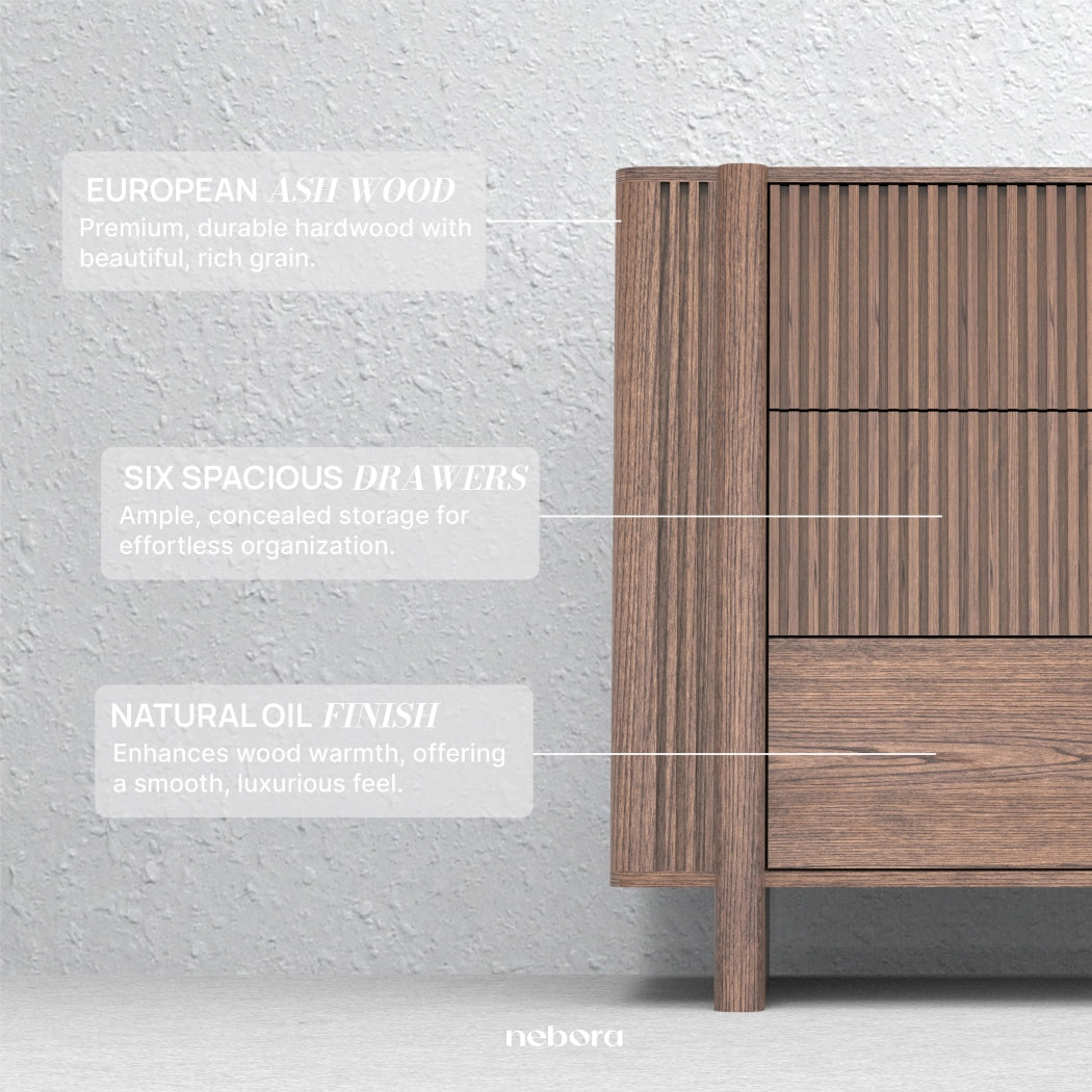 Stria Dresser