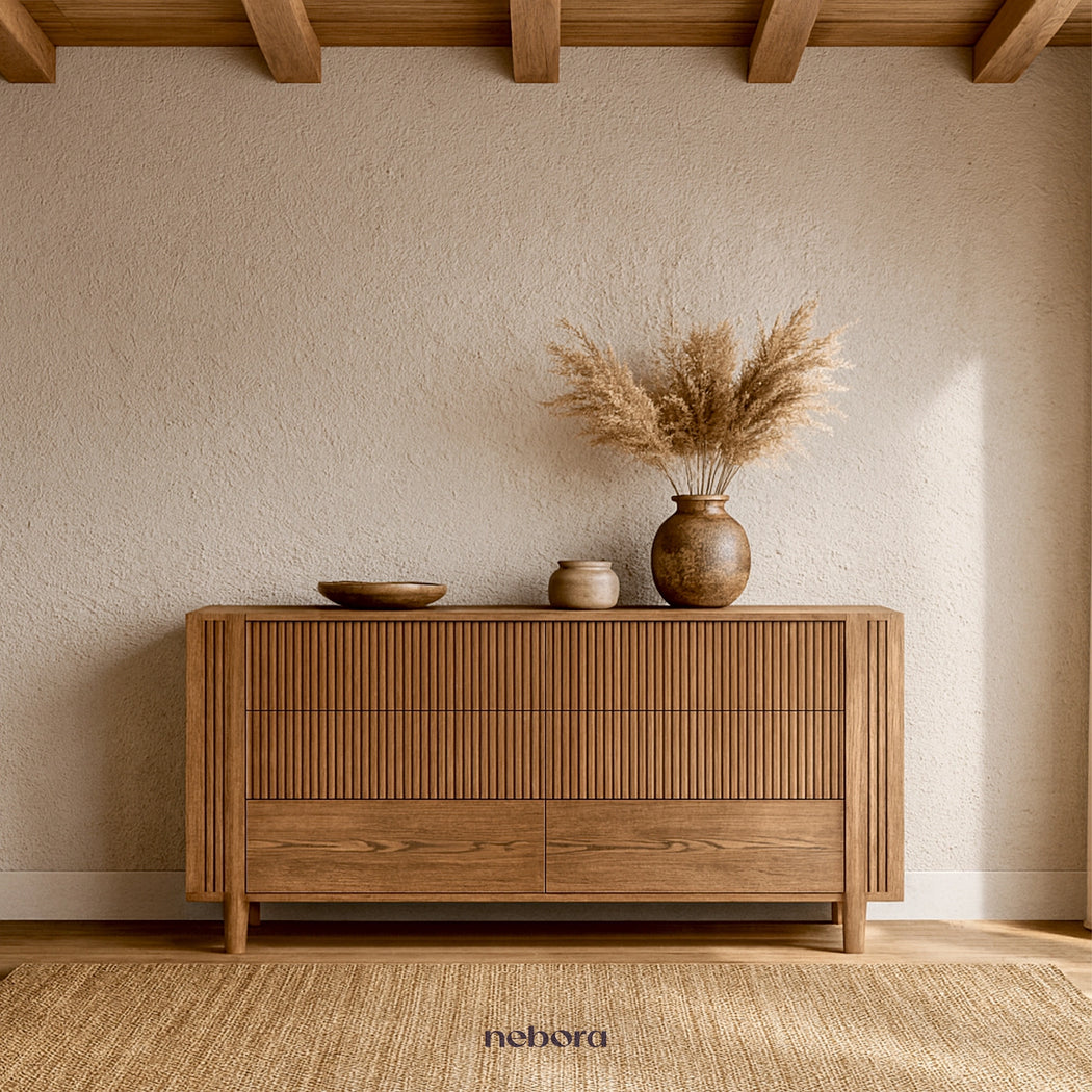 Stria Dresser
