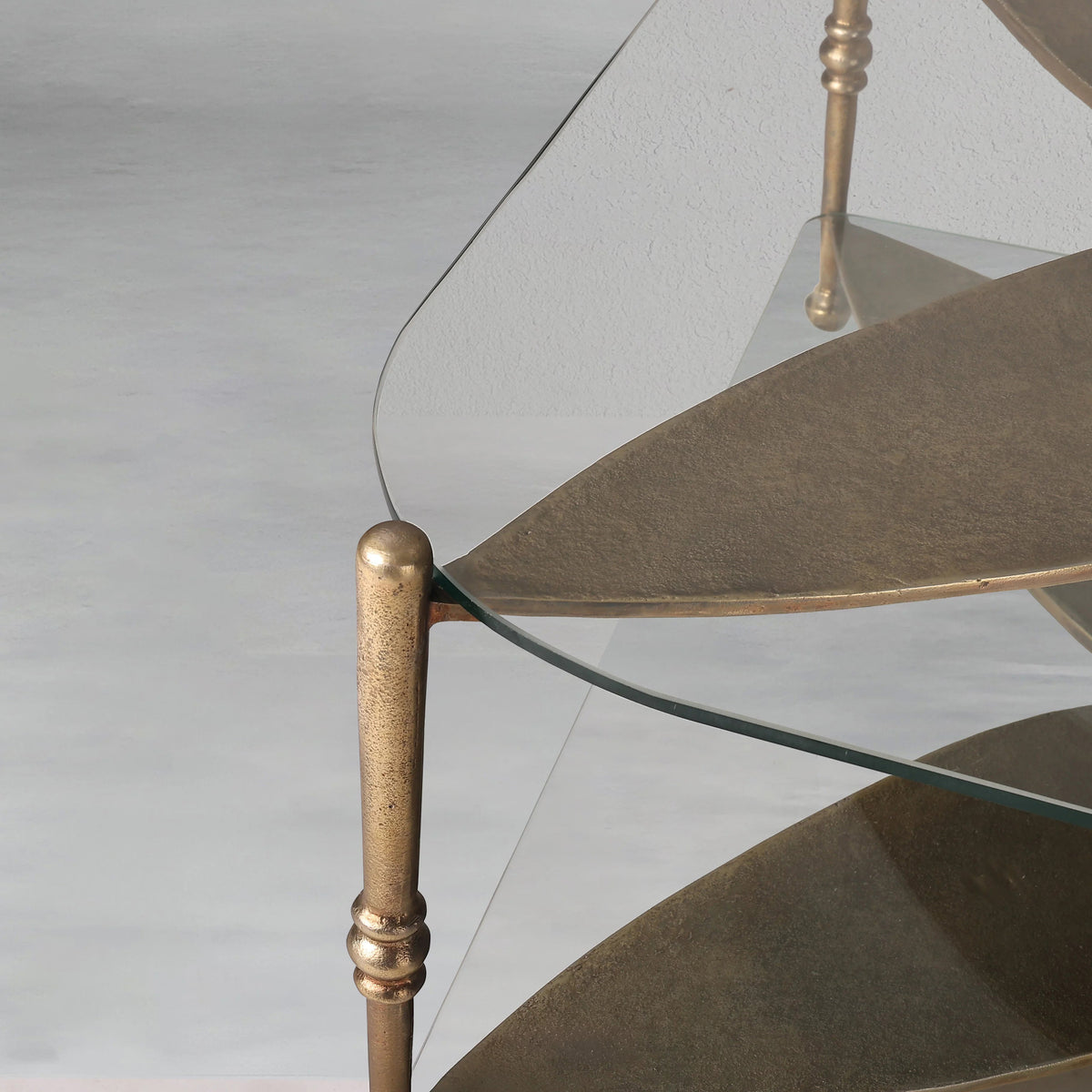eden-coffee-table_5_dw.jpg