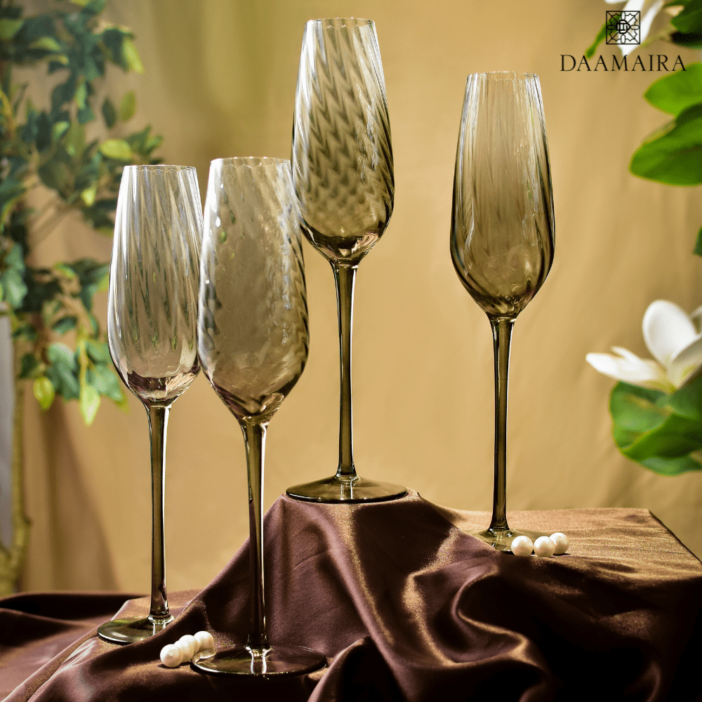 Emerald Set Of 4 Champagne Flutes with Gift Box