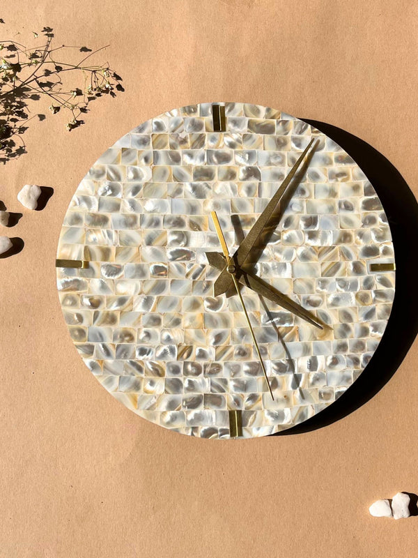 Exquisite Handcrafted Mother of Pearl Round Wall Clock