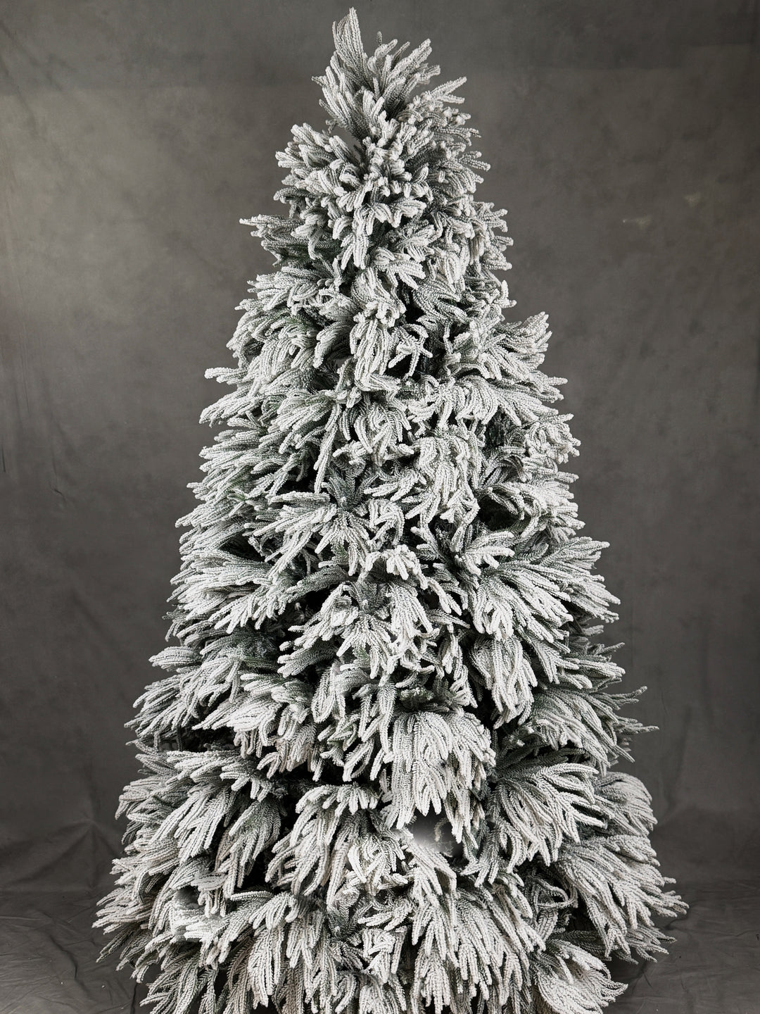 PE Christmas Tree with Snow Flocked Leaves- 3
