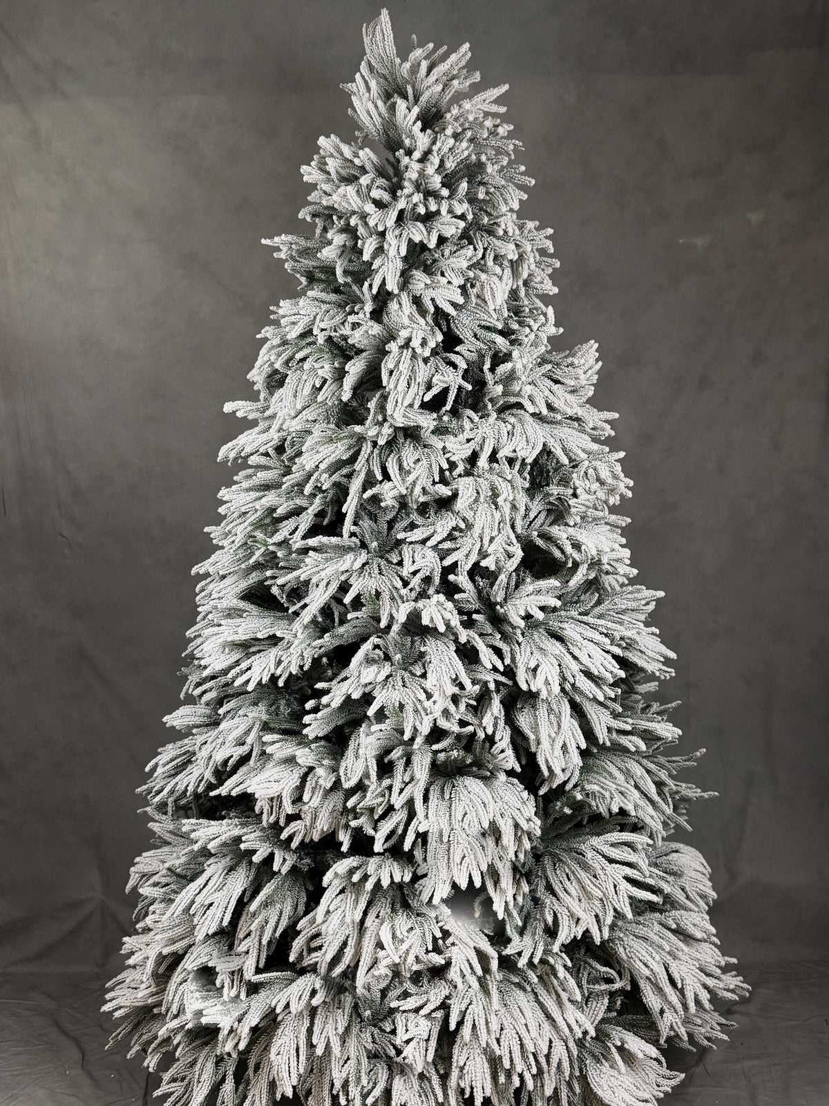 PE Christmas Tree with Snow Flocked Leaves- 3