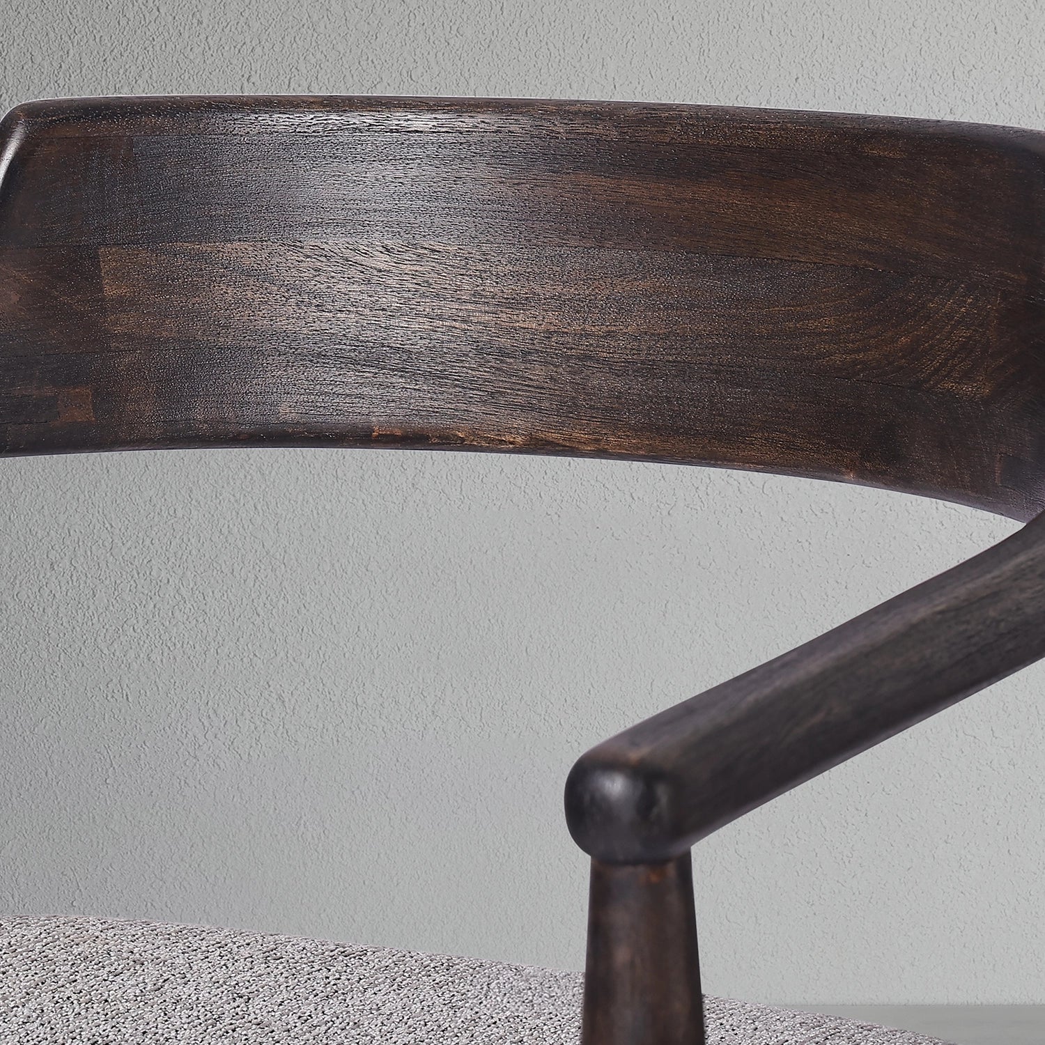 finch-chair_6_dw.webp