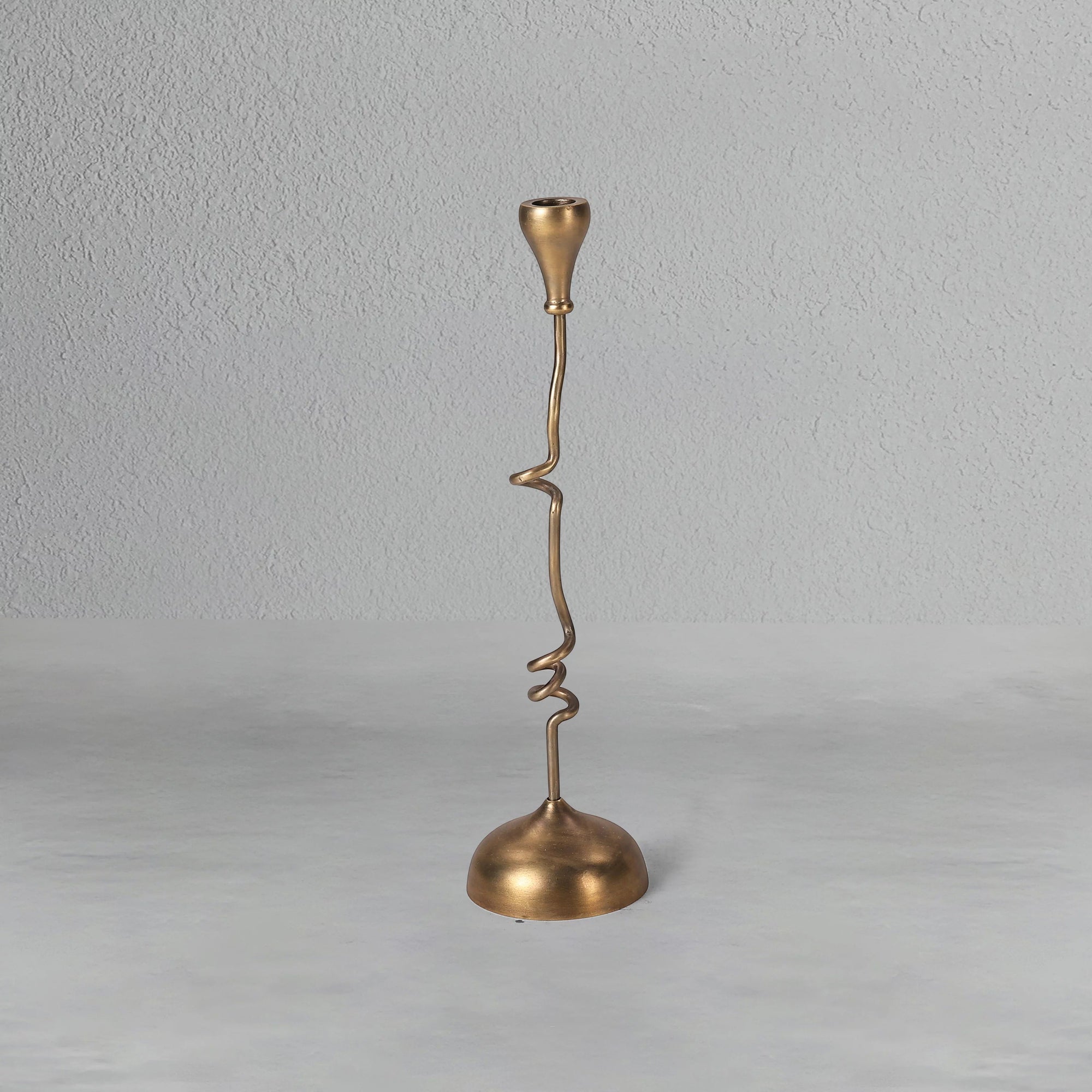 firefly-candle-stand-small_2_dw.webp