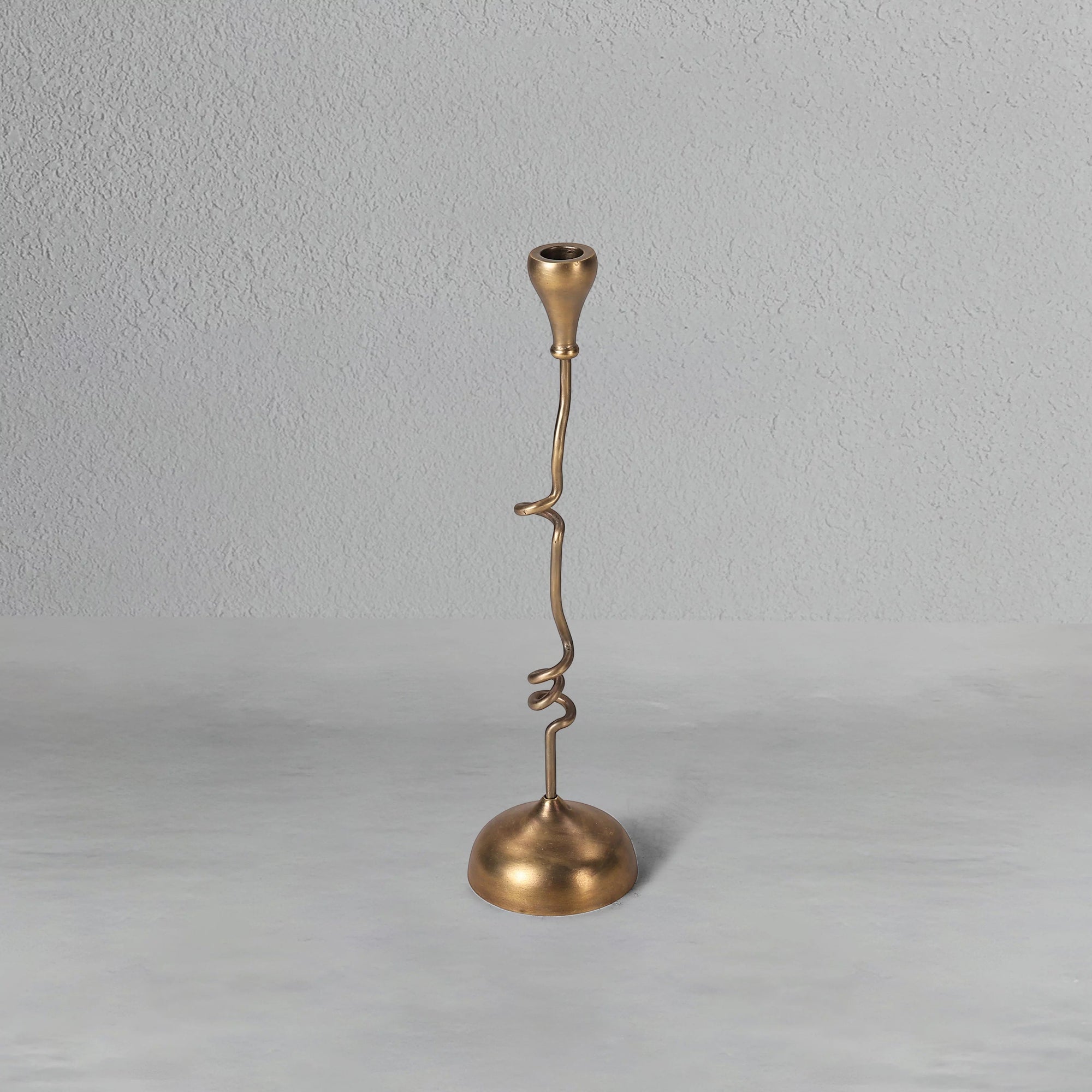 firefly-candle-stand-small_3_dw.webp