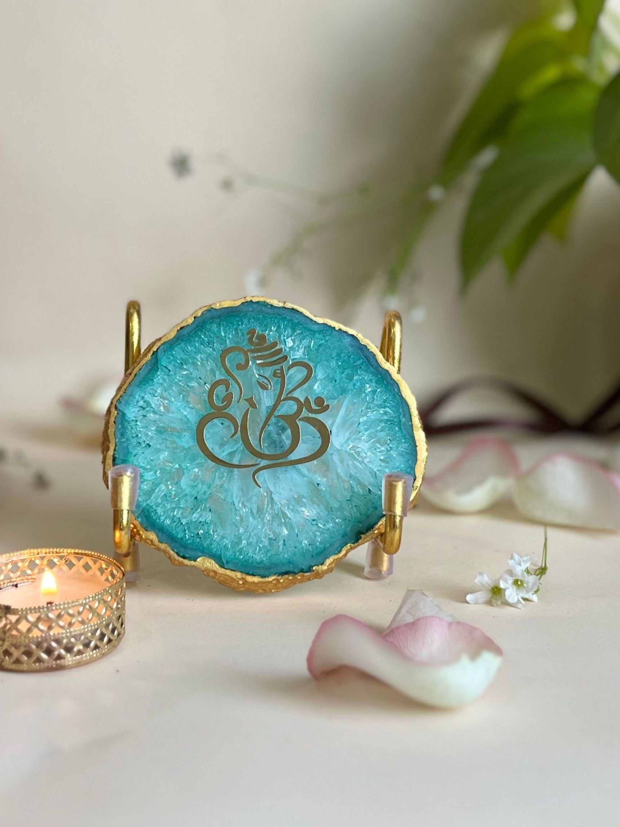 Ganesh Ji Metal Holder with Agate
