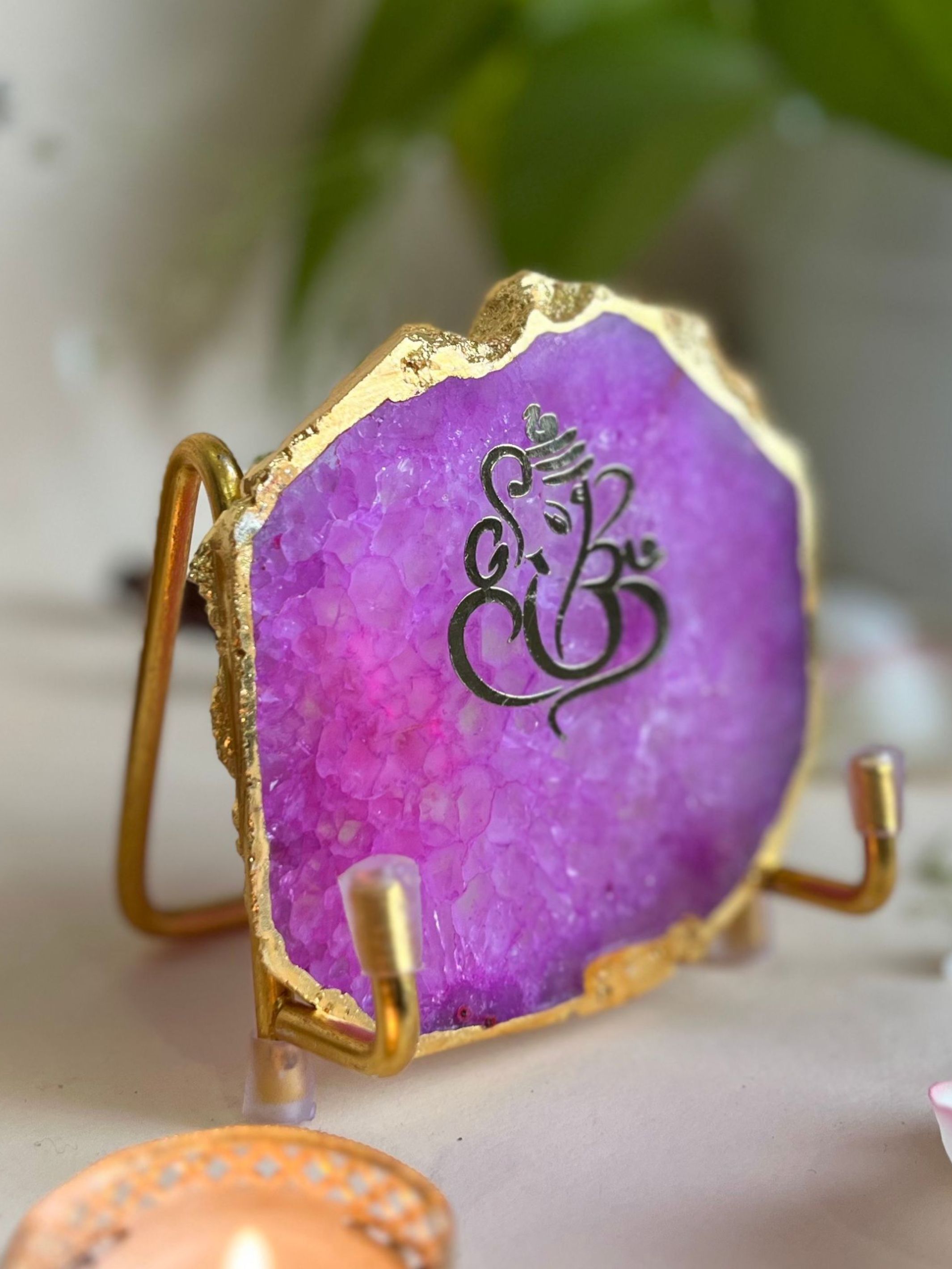 Ganesh Ji Metal Holder with Agate