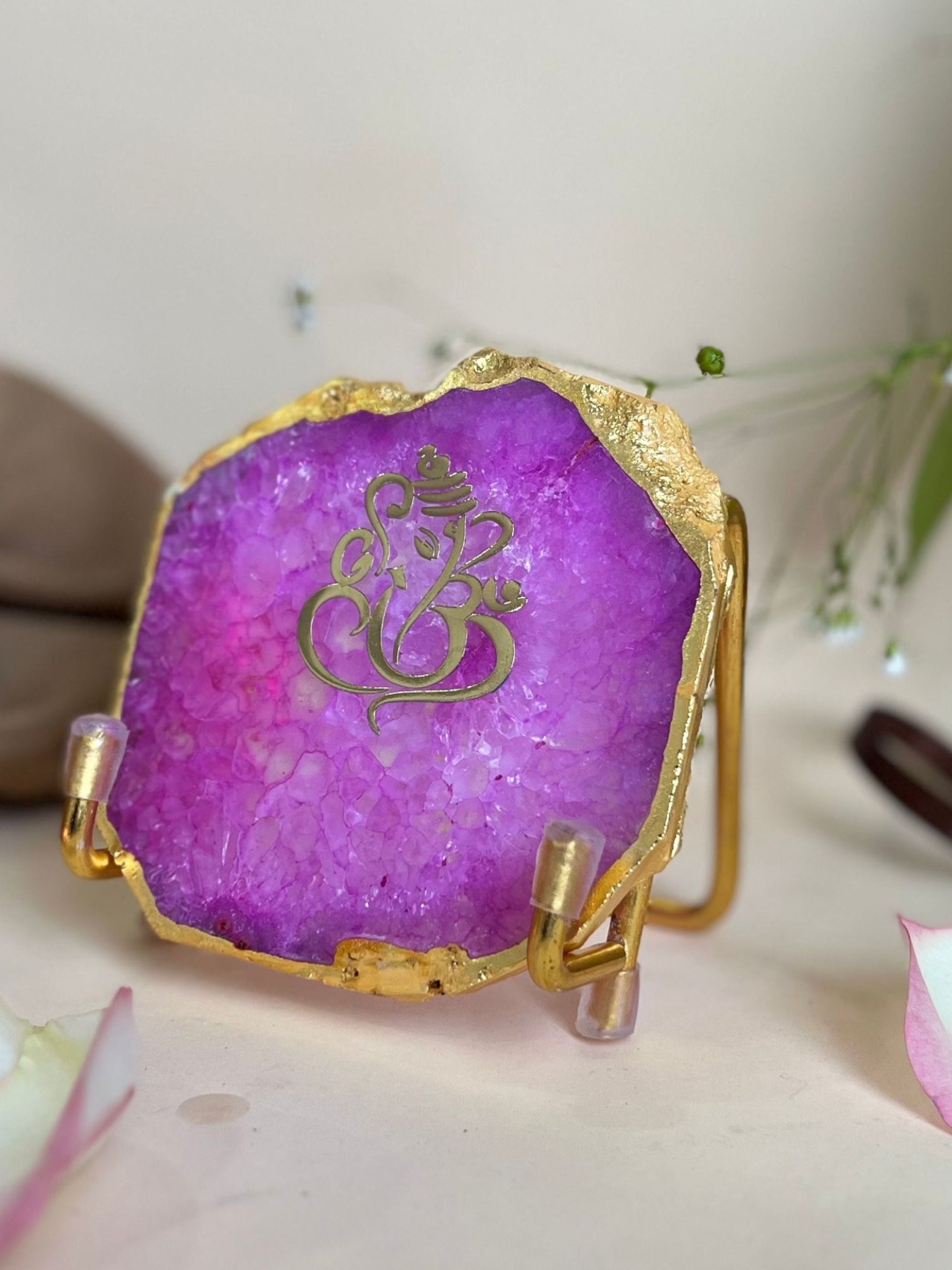 Ganesh Ji Metal Holder with Agate