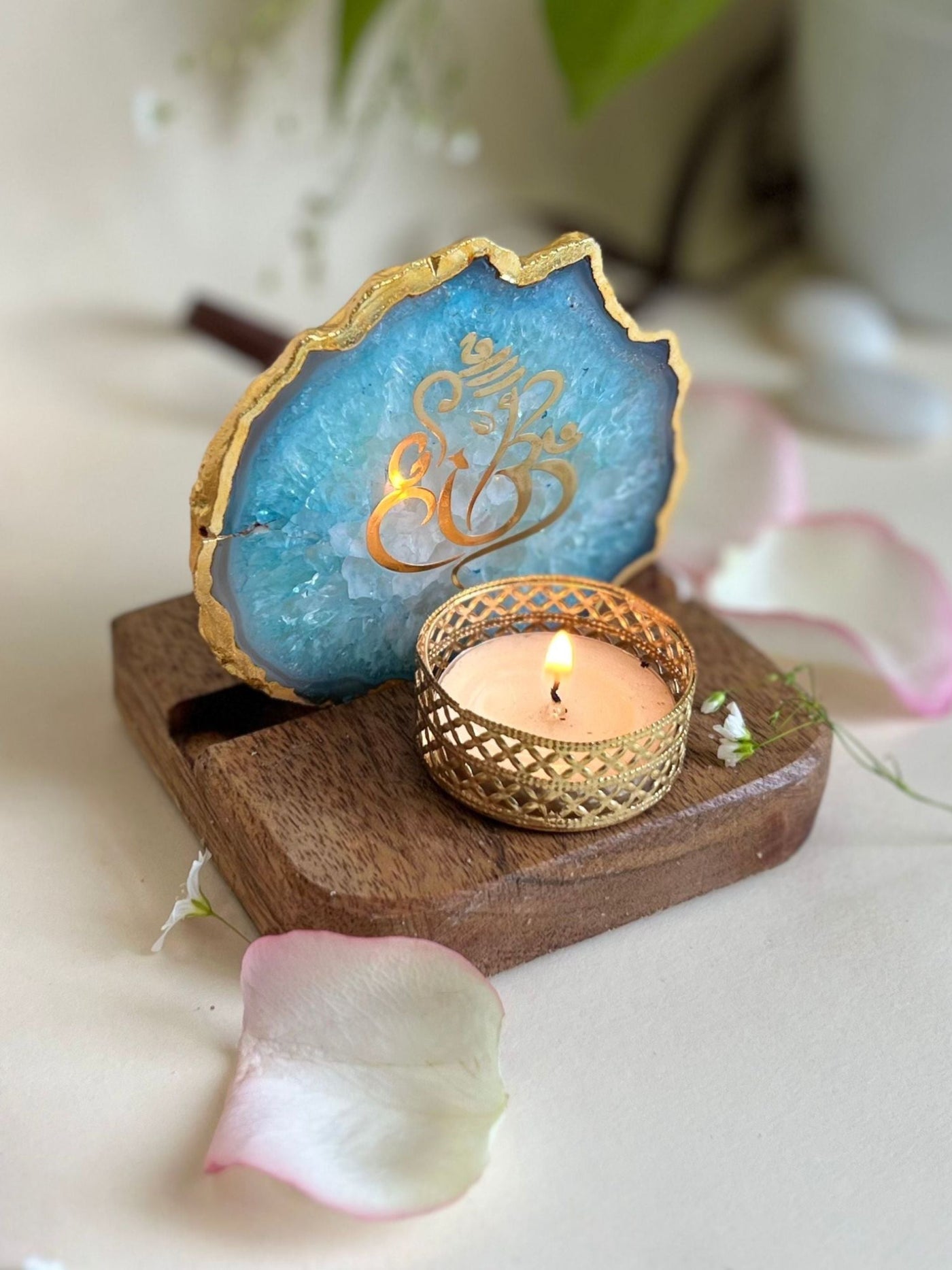 Ganesh Ji Tea Light Holder Turquoise Agate with Wood