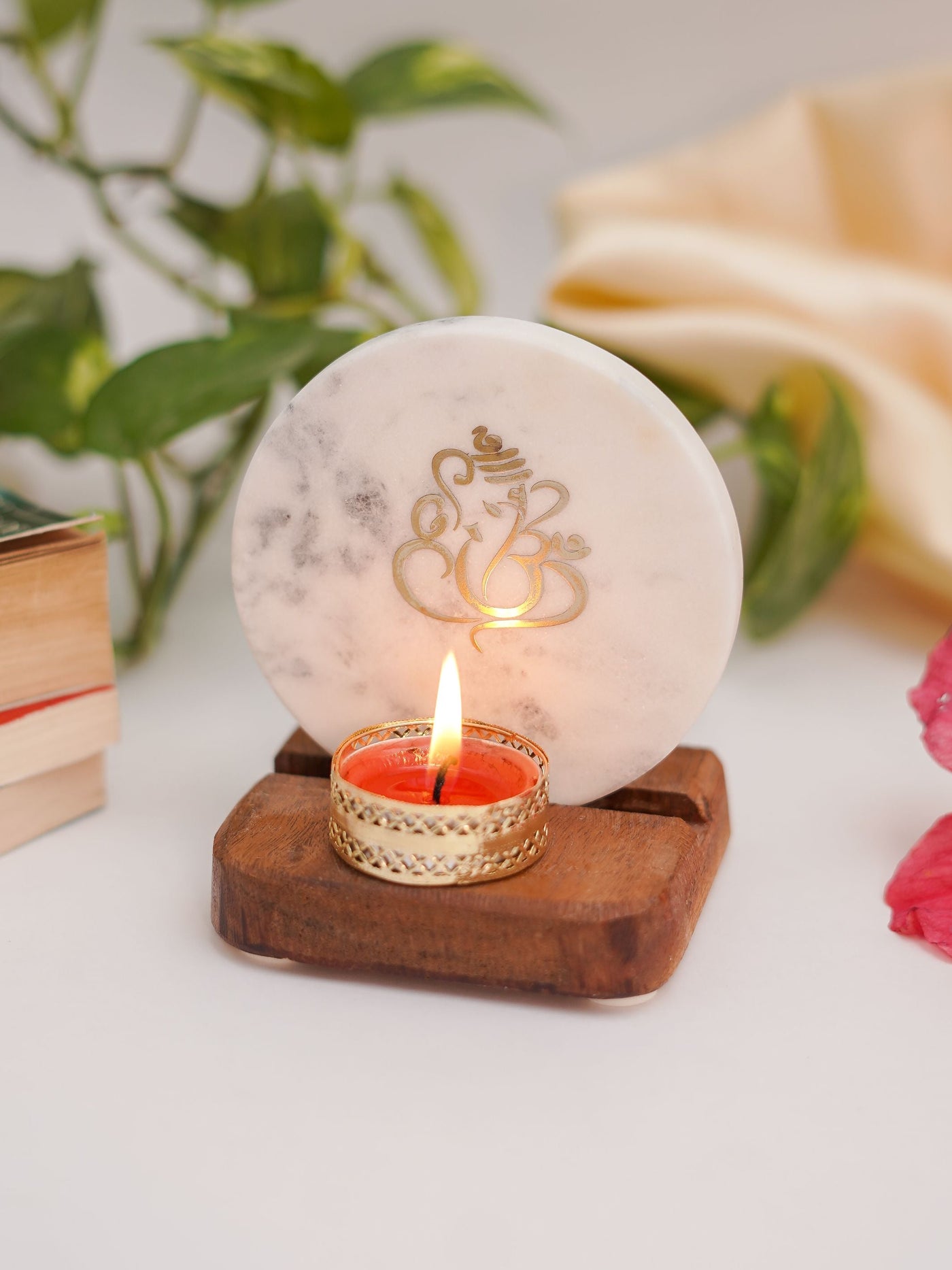 Tea Light Holder - Marble & Wood with Ganesha