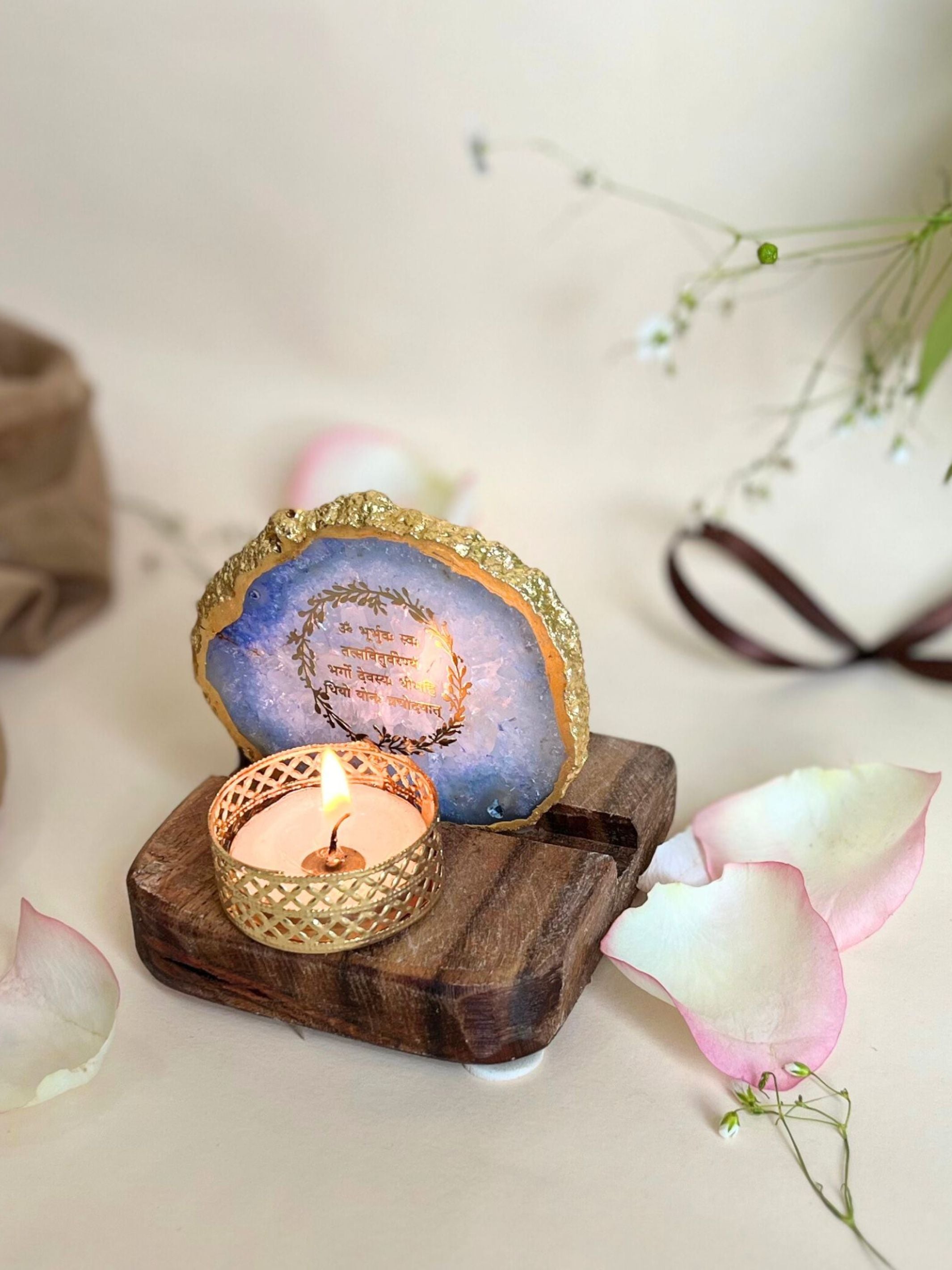 Gayatri Mantra Tea Light Holder - Agate with Wood