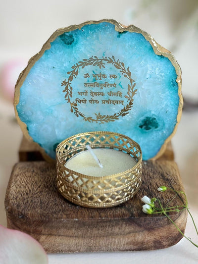 Gayatri Mantra Tea Light Holder Green Agate with Wood